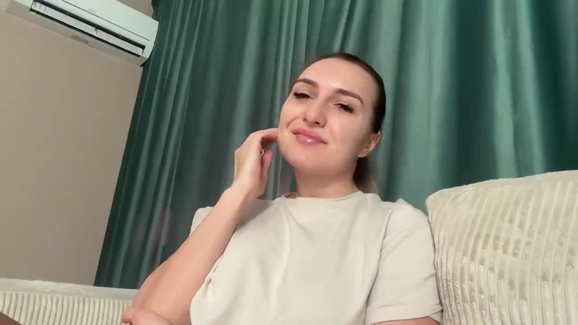 Gallery image thumbnail from PUJIE's myfreecams stream on, 02/10/2026, 08:24 image 4 of 20