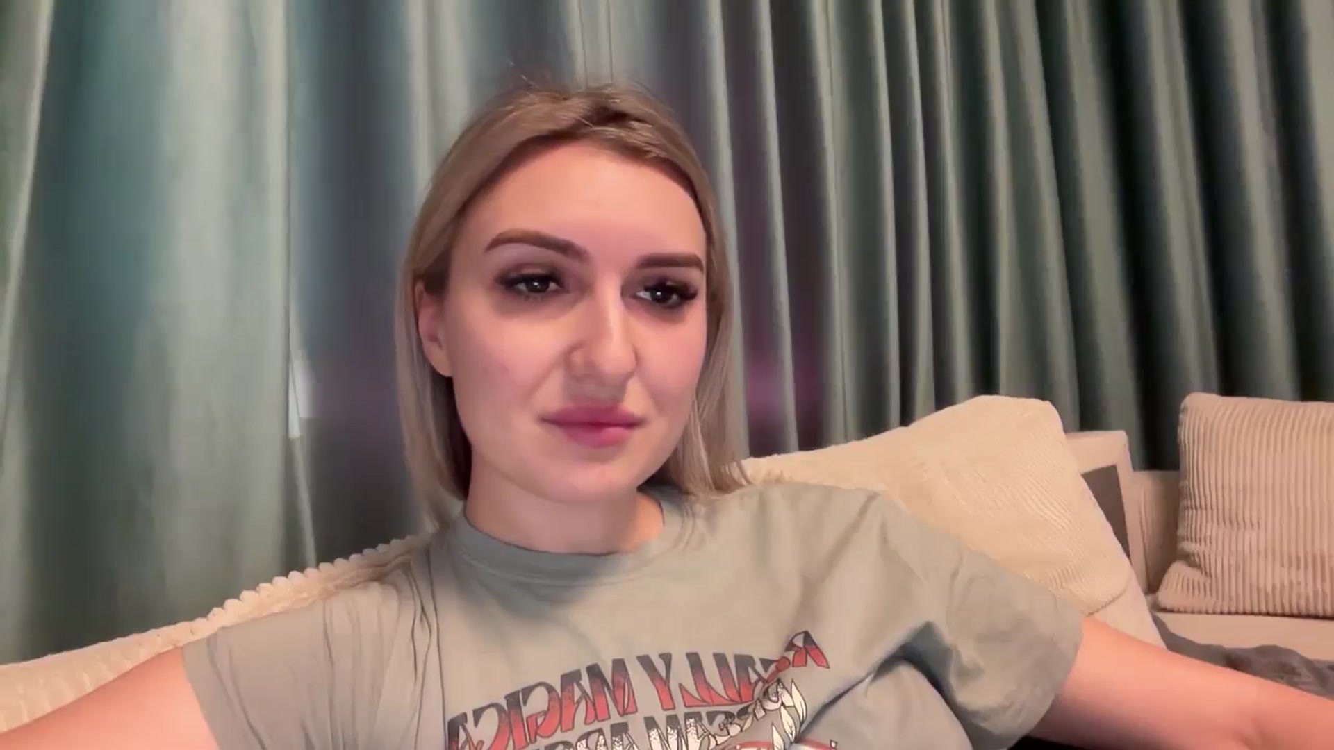 Gallery image thumbnail from PUJIE's myfreecams stream on, 02/14/2026, 13:15 image 3 of 20