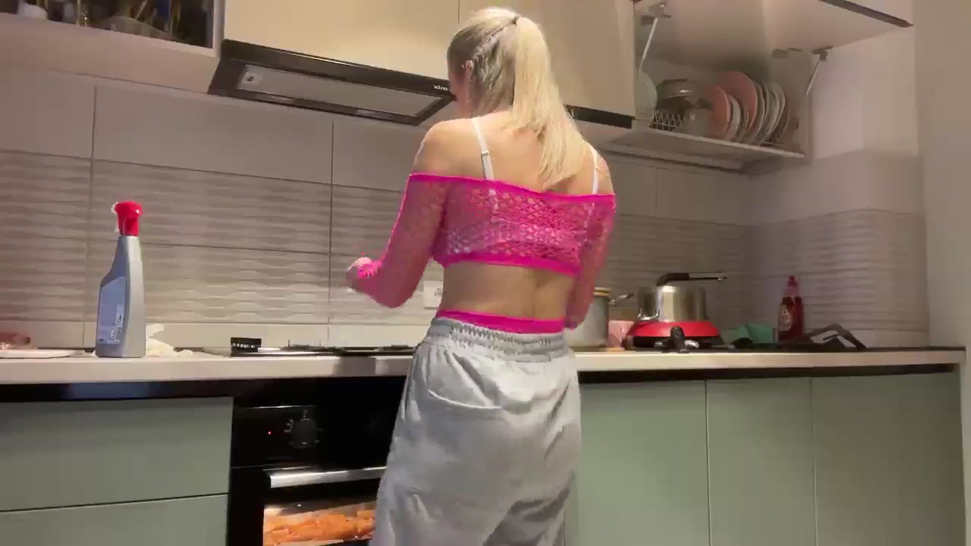 Gallery image thumbnail from PUJIE's myfreecams stream on, 03/03/2026, 16:35 image 11 of 20