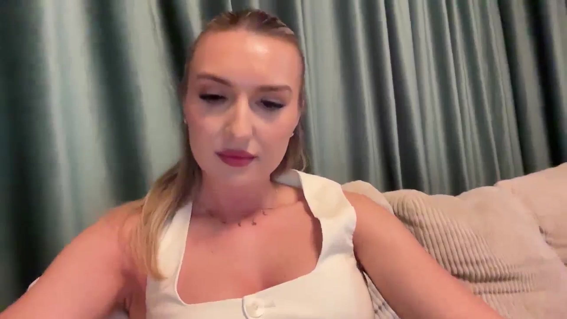 Gallery image thumbnail from PUJIE's myfreecams stream on, 03/17/2026, 14:15 image 19 of 20