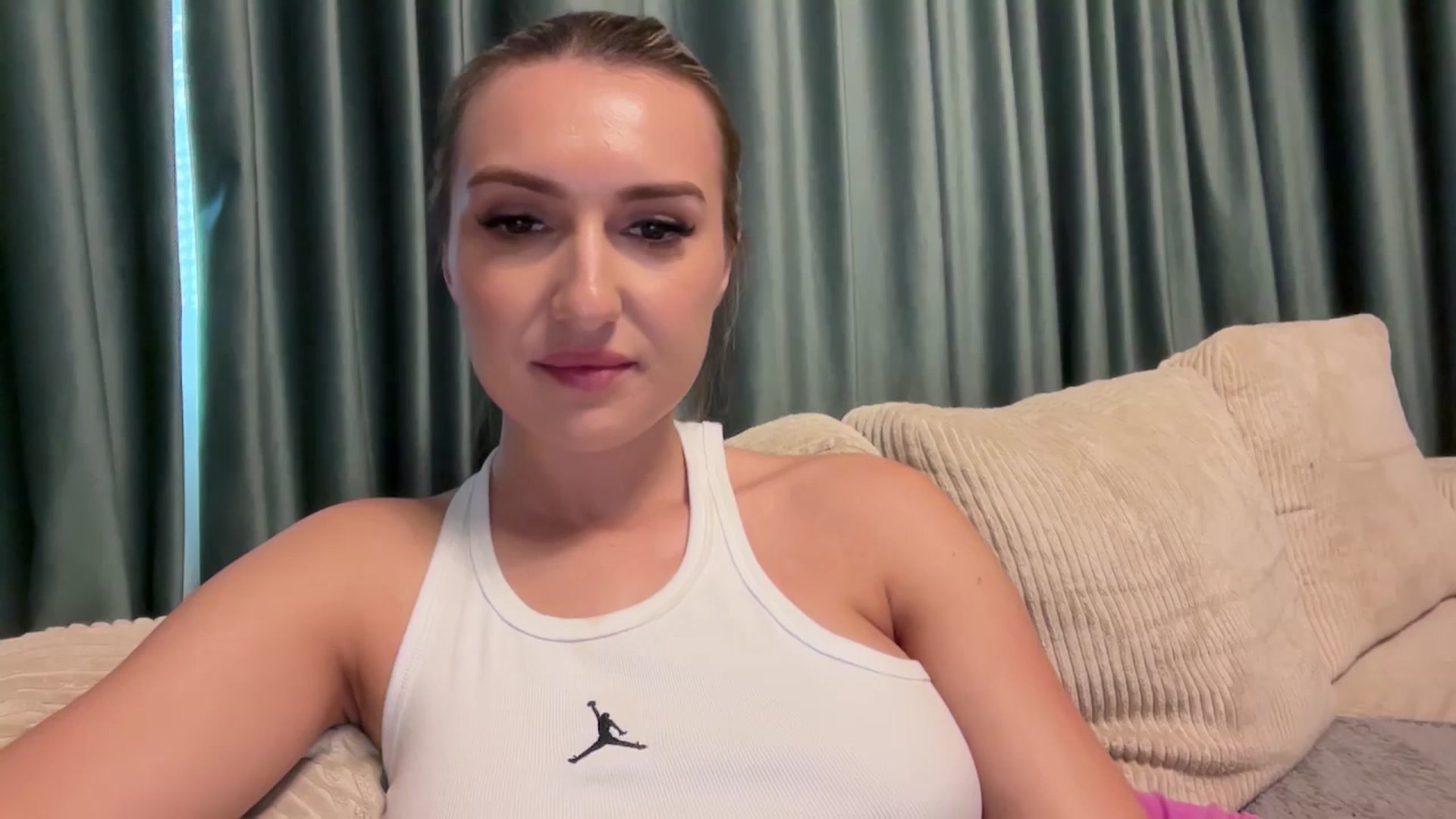 Gallery image thumbnail from PUJIE's myfreecams stream on, 04/09/2026, 15:23 image 13 of 20