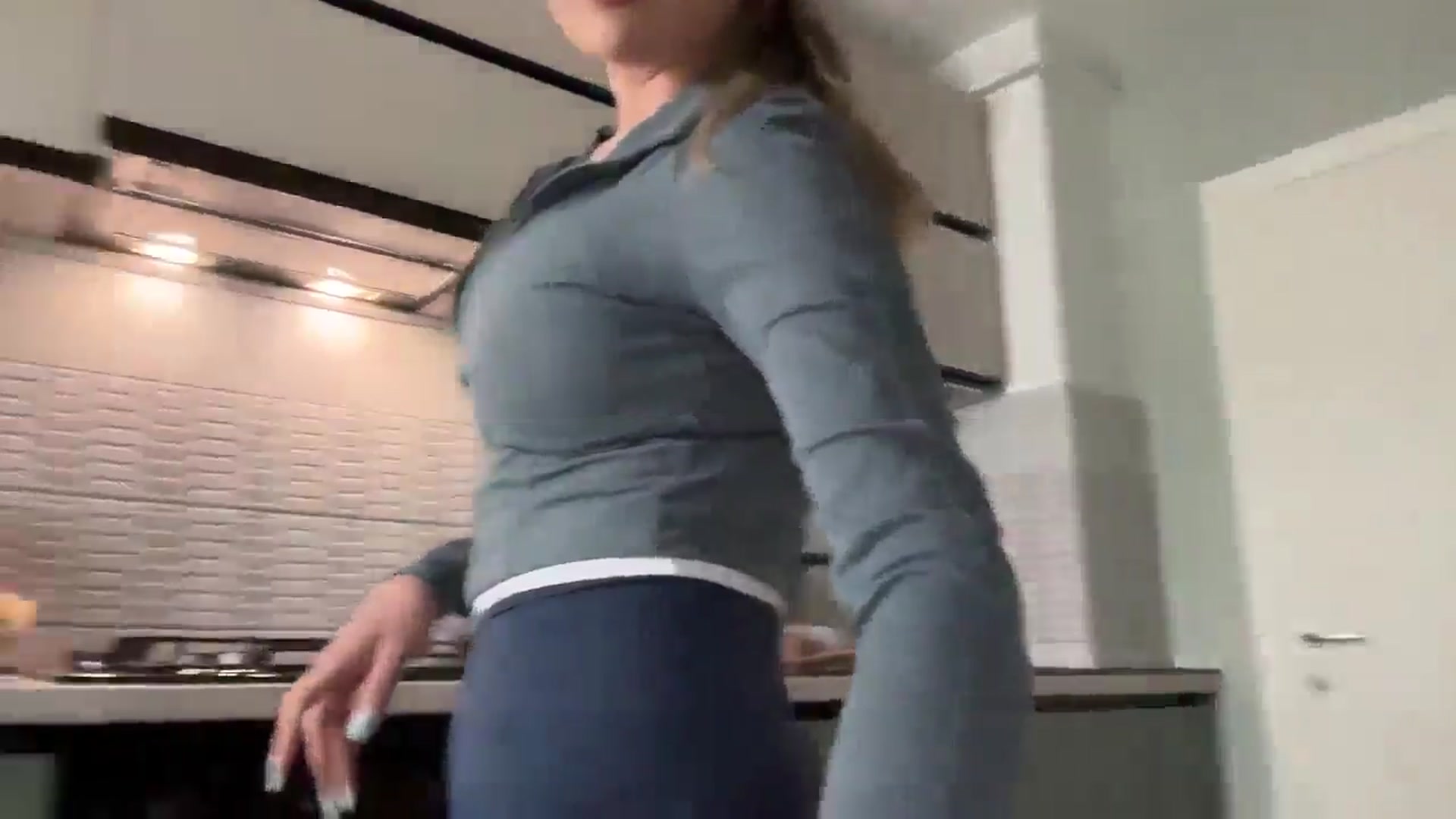 Gallery image thumbnail from PUJIE's myfreecams stream on, 04/10/2026, 10:15 image 4 of 20