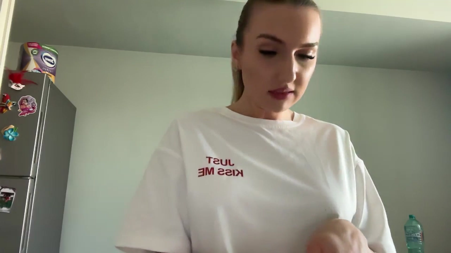 Gallery image thumbnail from PUJIE's myfreecams stream on, 04/27/2026, 15:11 image 6 of 20