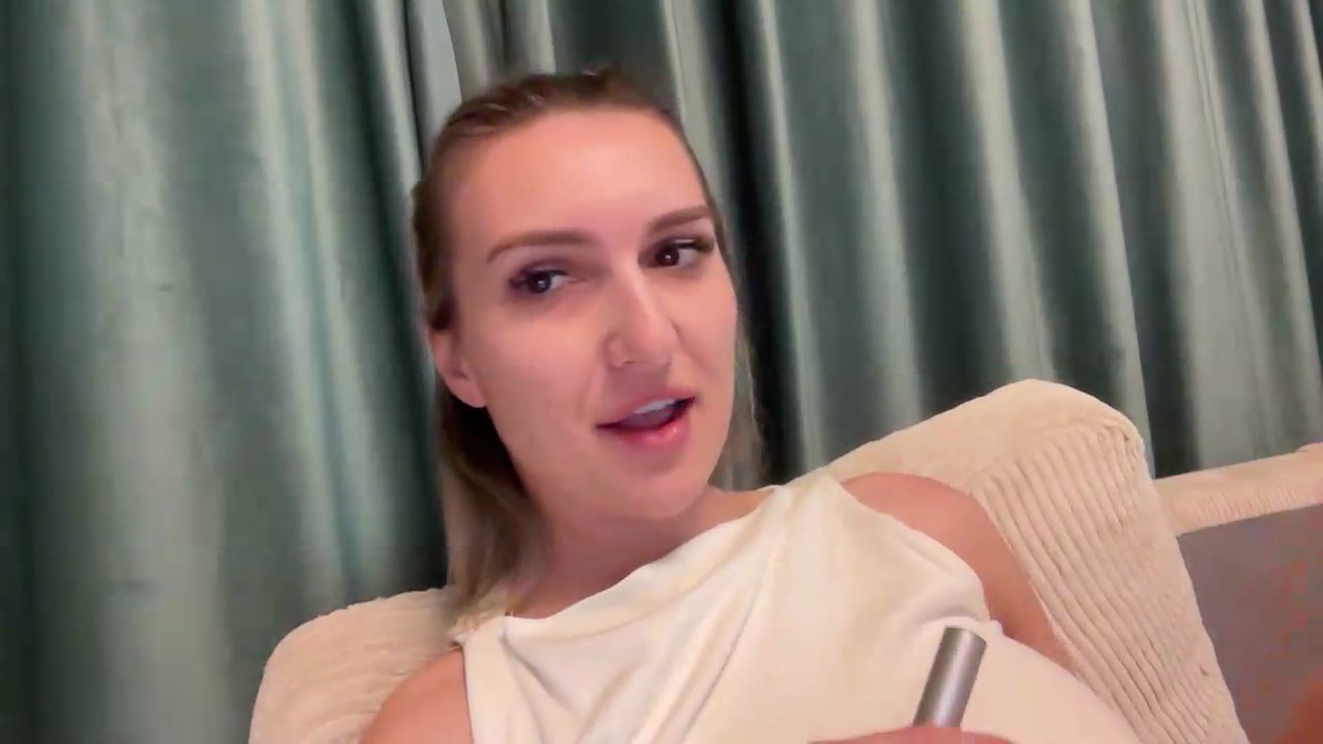 Gallery image thumbnail from PUJIE's myfreecams stream on, 05/12/2026, 13:51 image 16 of 20