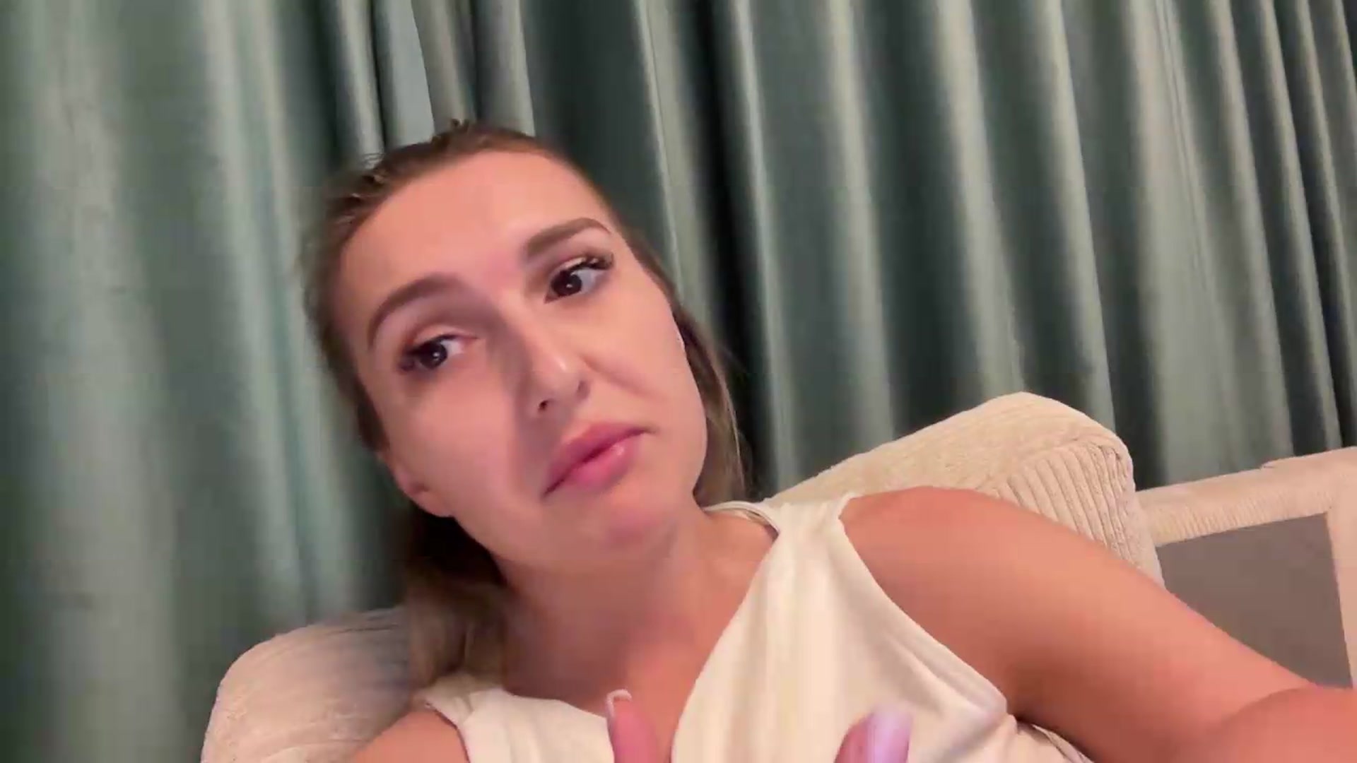 Gallery image thumbnail from PUJIE's myfreecams stream on, 05/12/2026, 13:51 image 11 of 20