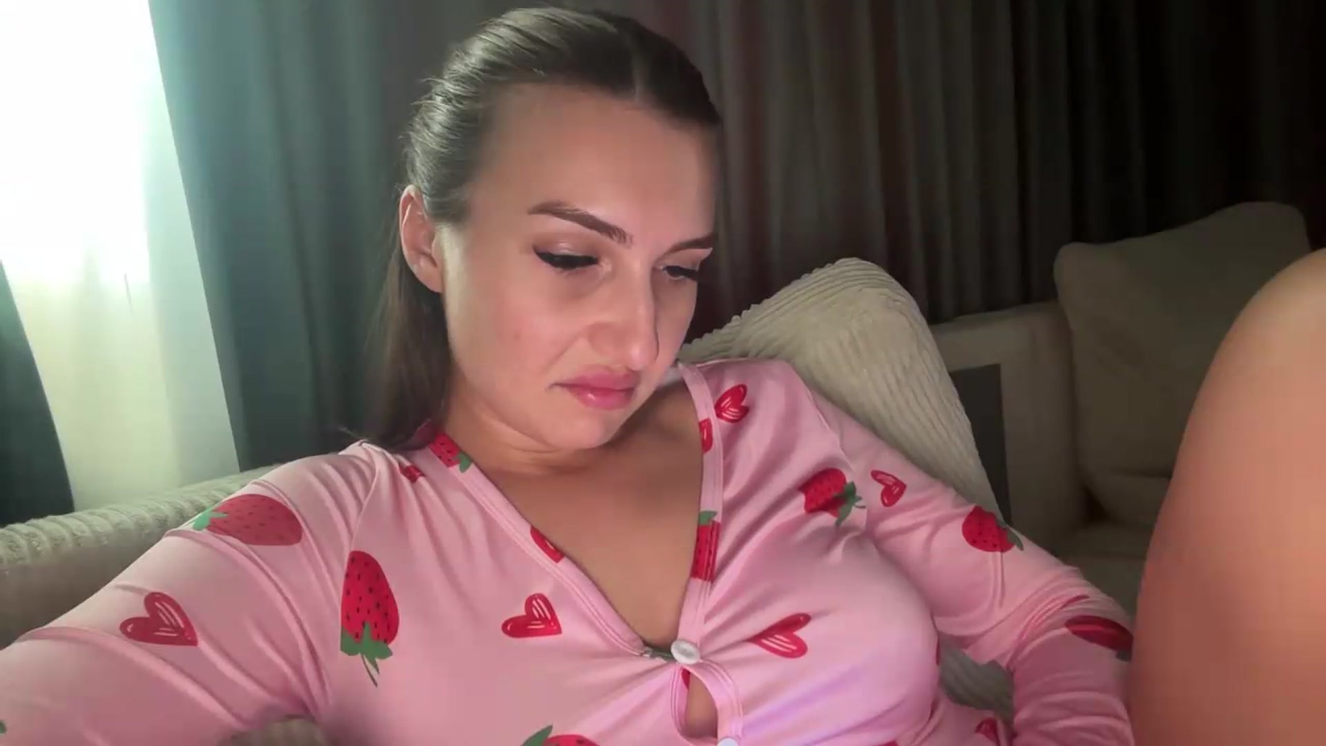 Gallery image thumbnail from PUJIE's myfreecams stream on, 05/23/2026, 12:16 image 16 of 20