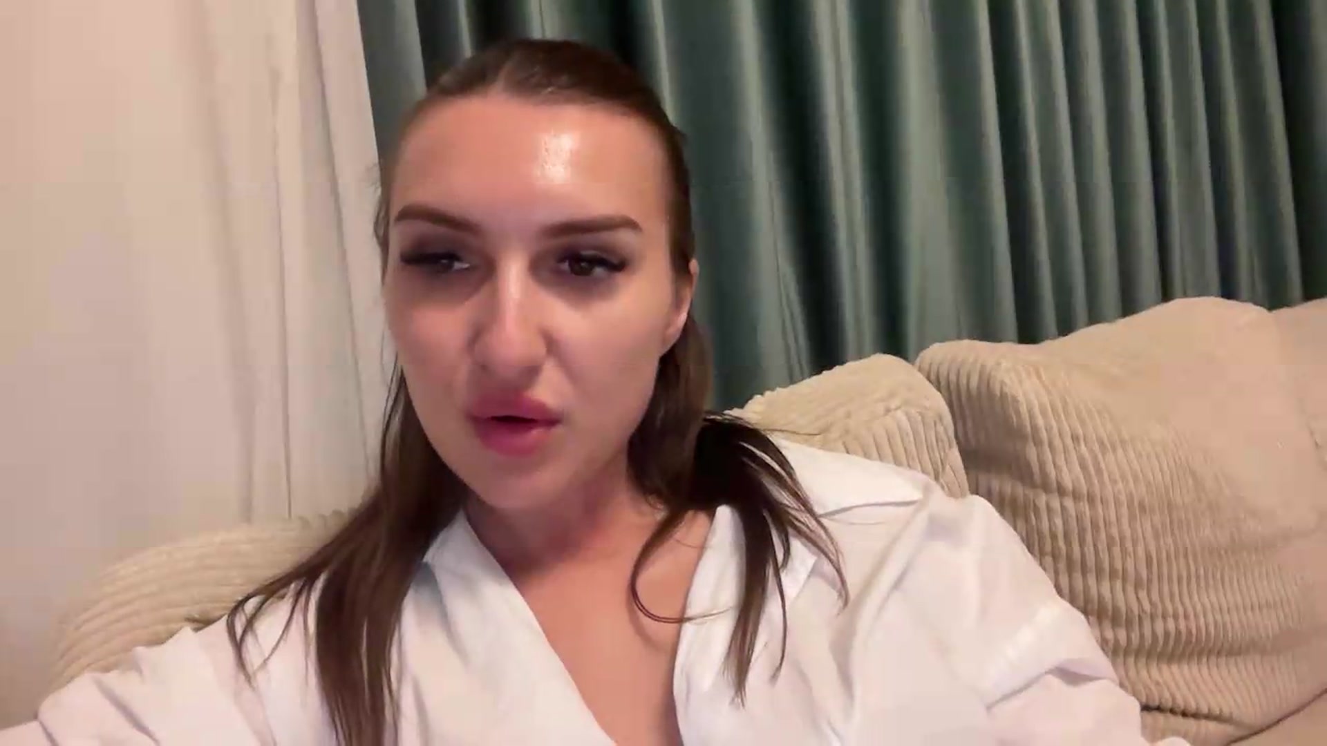 Gallery image thumbnail from PUJIE's myfreecams stream on, 05/23/2026, 18:34 image 4 of 20