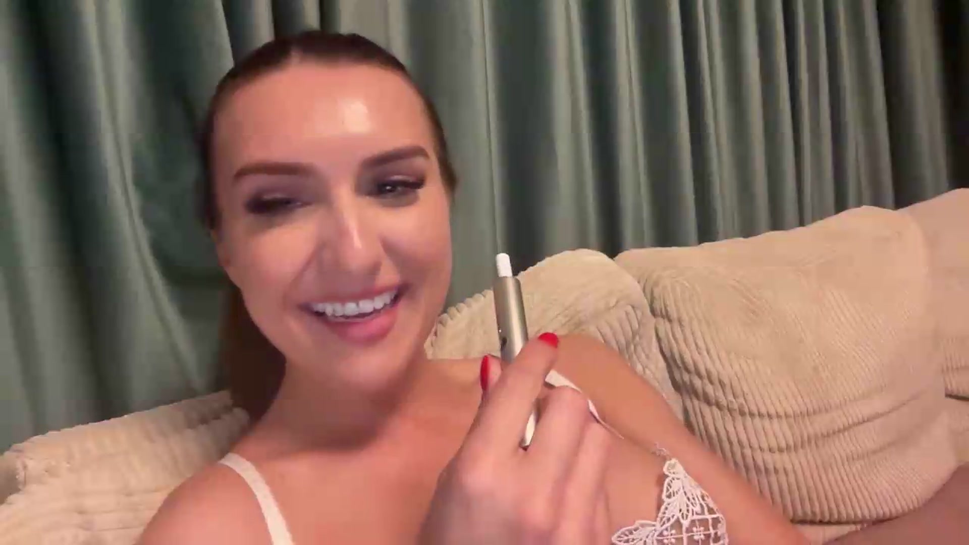 Gallery image thumbnail from PUJIE's myfreecams stream on, 06/01/2026, 17:42 image 17 of 20
