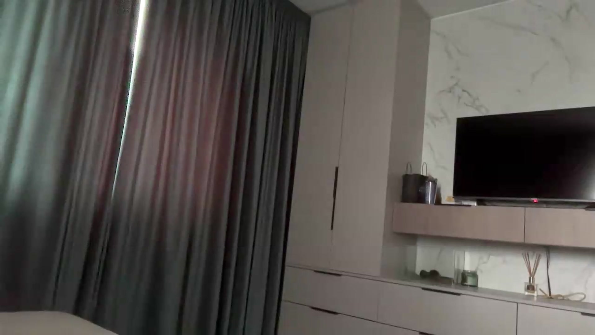 Gallery image thumbnail from PUJIE's myfreecams stream on, 06/24/2026, 14:18 image 9 of 20