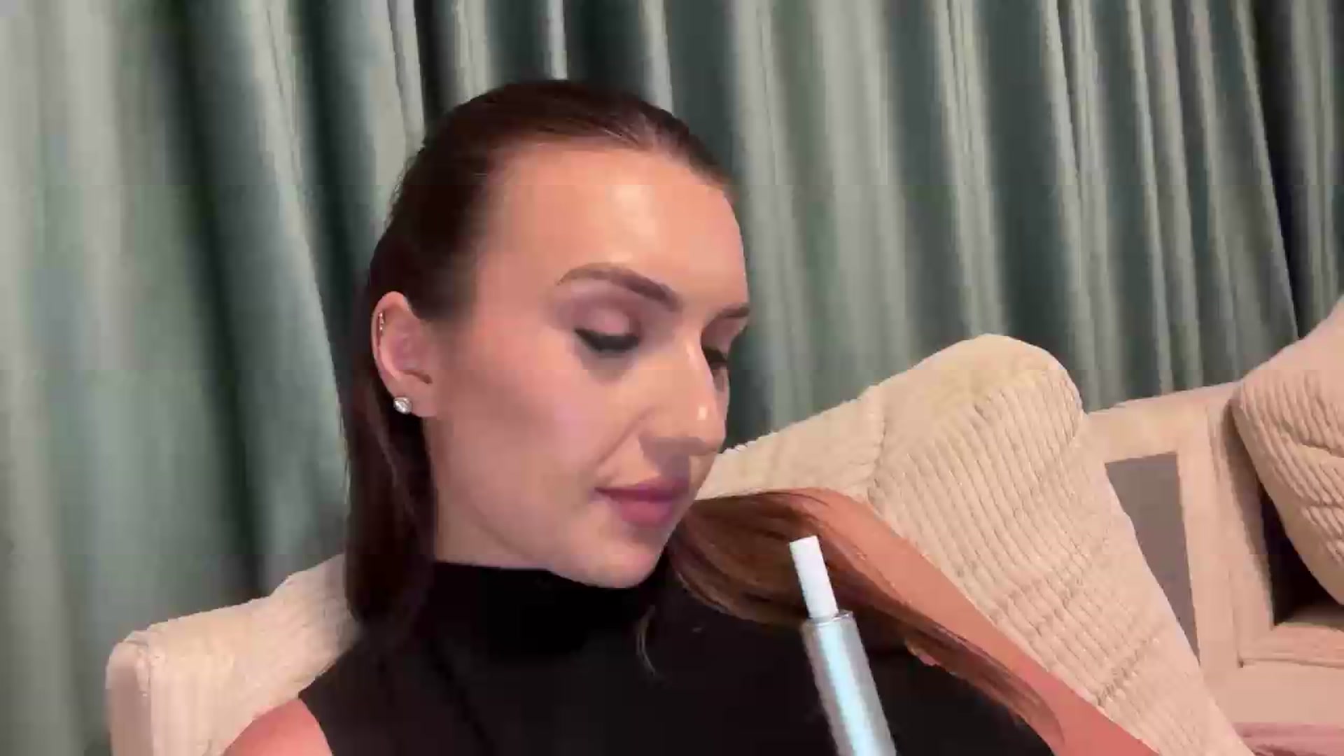 Gallery image thumbnail from PUJIE's myfreecams stream on, 06/24/2026, 18:08 image 19 of 20