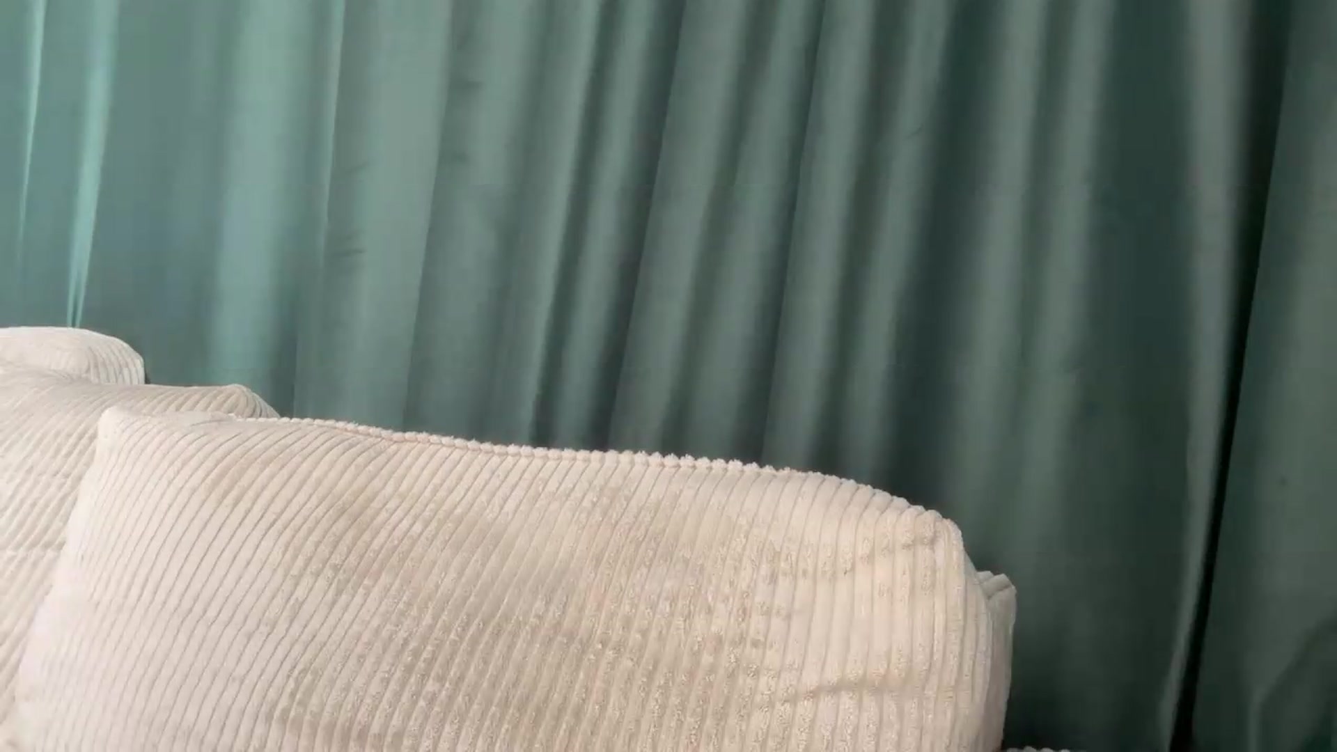Gallery image thumbnail from PUJIE's myfreecams stream on, 06/26/2026, 14:31 image 18 of 20