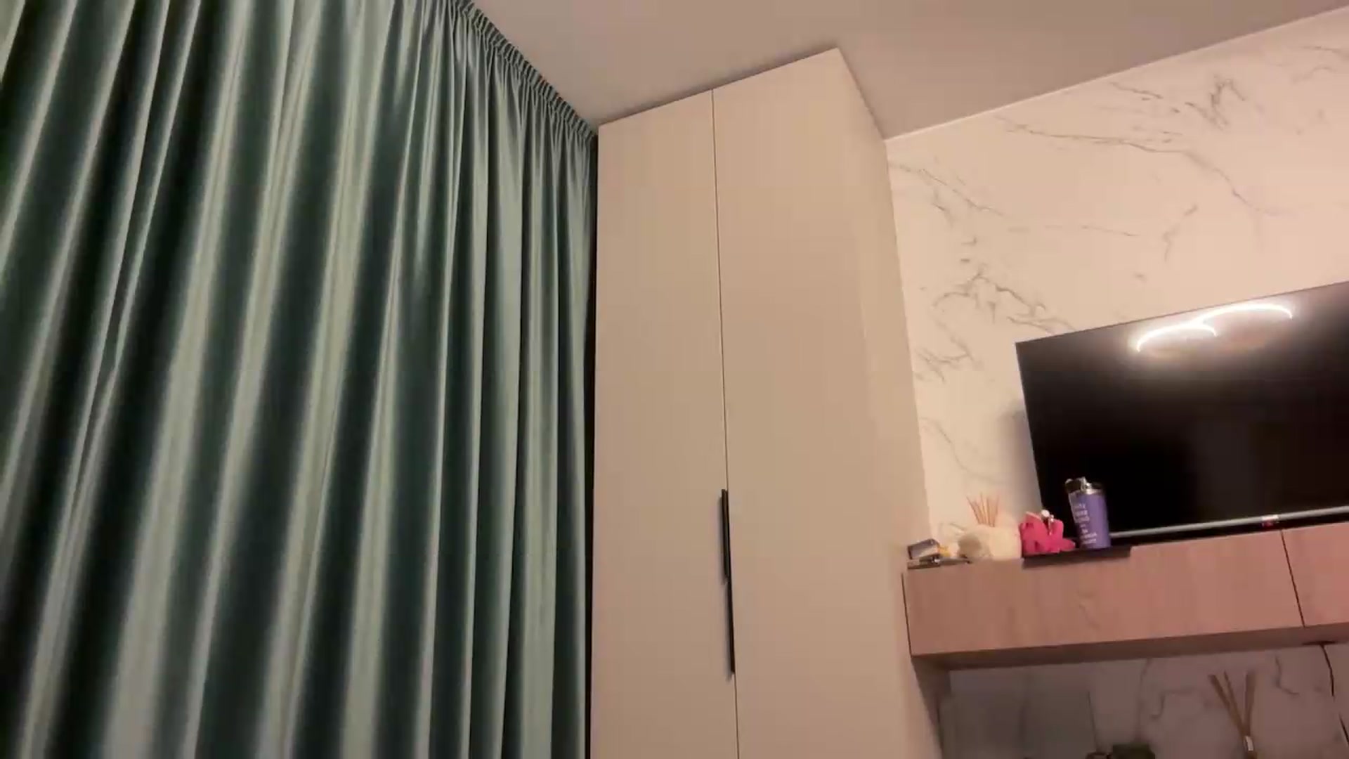 Gallery image thumbnail from PUJIE's myfreecams stream on, 07/01/2026, 20:18 image 2 of 20