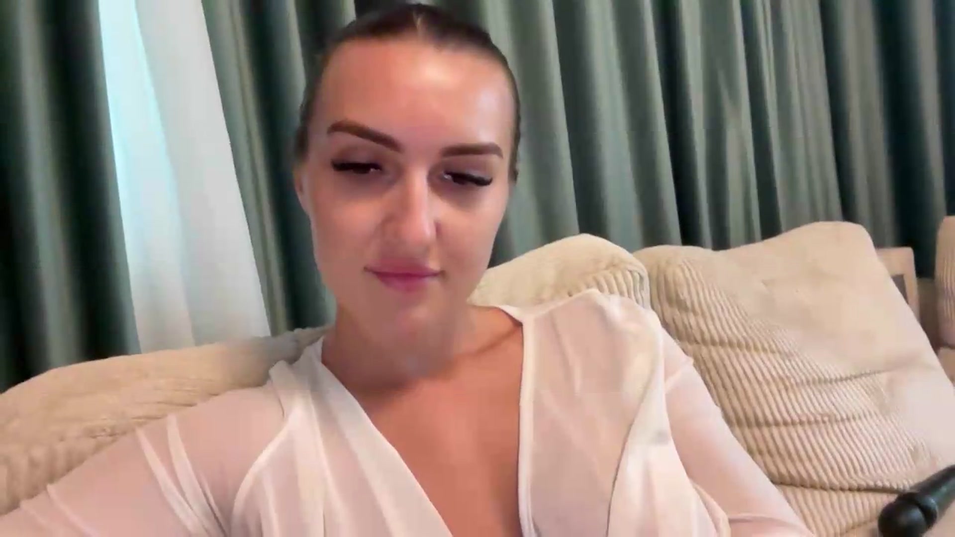 Gallery image thumbnail from PUJIE's myfreecams stream on, 07/09/2026, 14:27 image 12 of 20