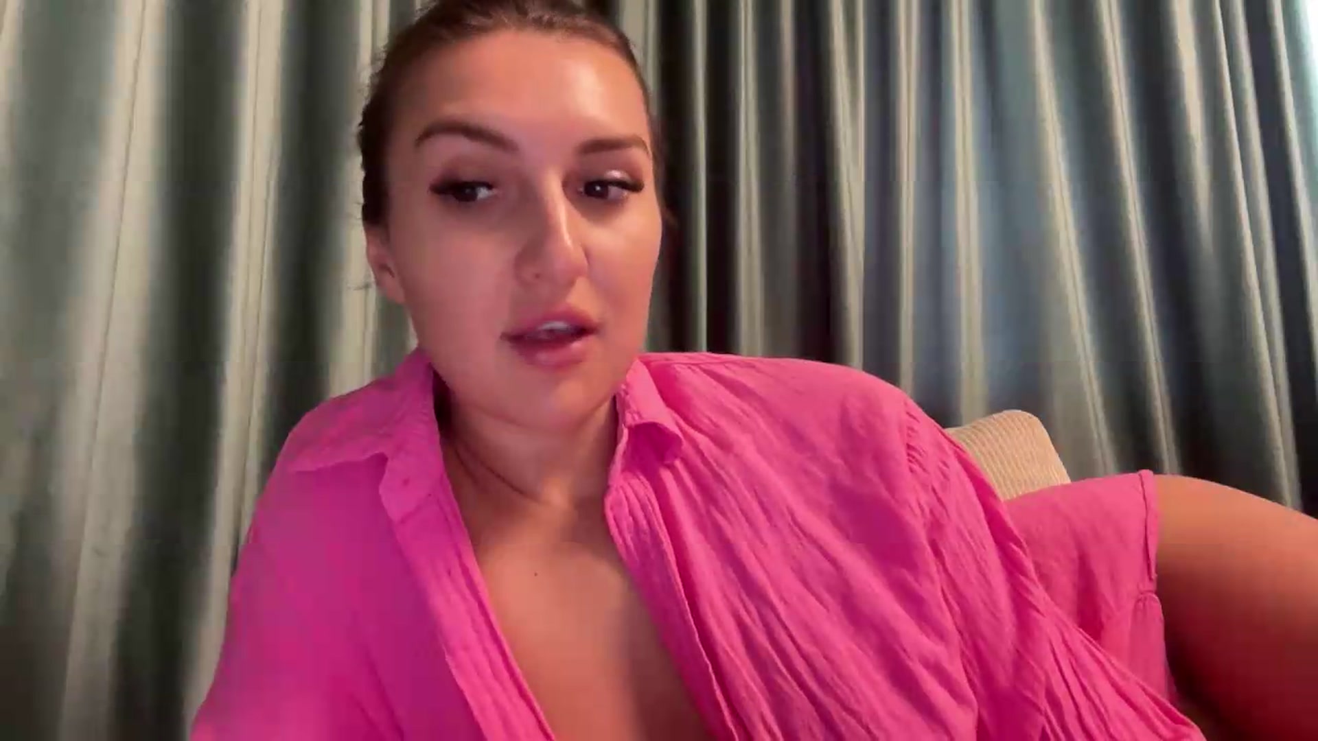 Gallery image thumbnail from PUJIE's myfreecams stream on, 07/23/2026, 11:04 image 19 of 20