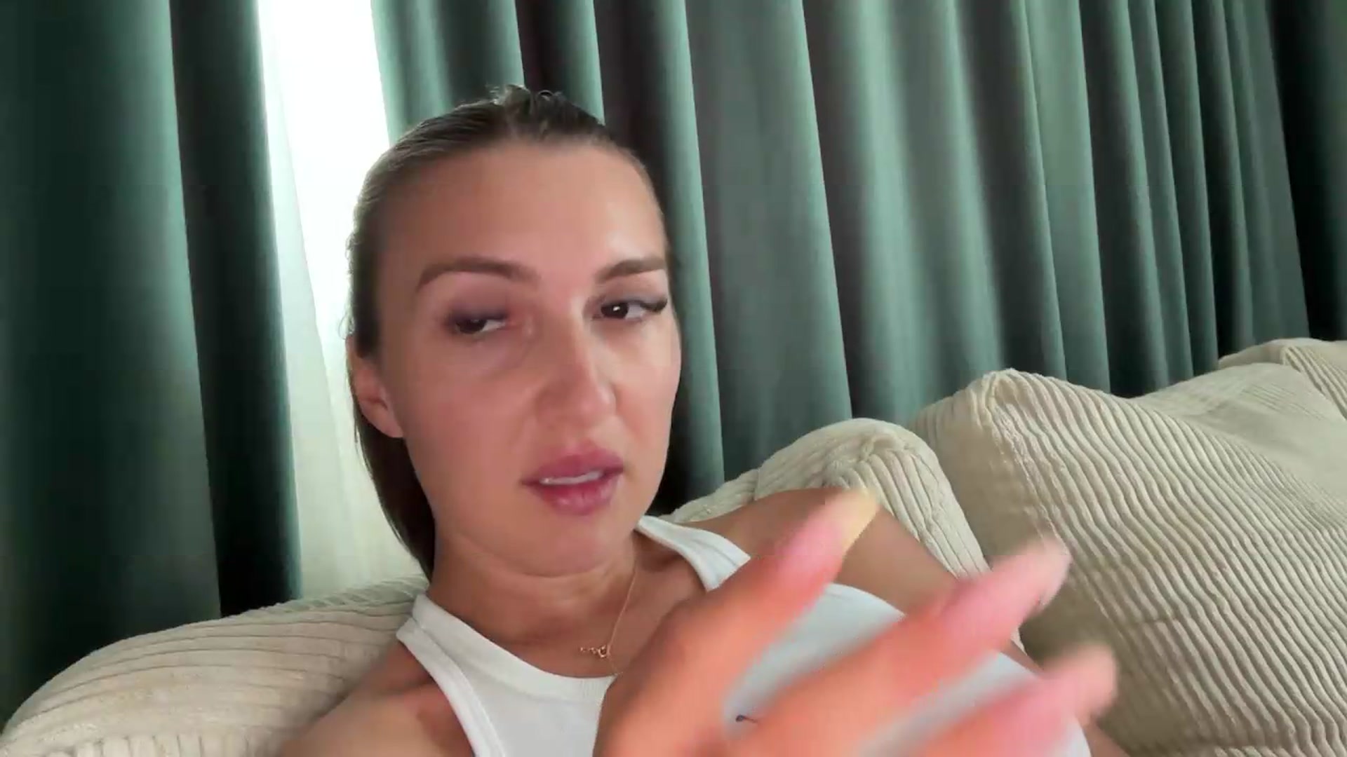 Gallery image thumbnail from PUJIE's myfreecams stream on, 08/23/2026, 10:28 image 4 of 20
