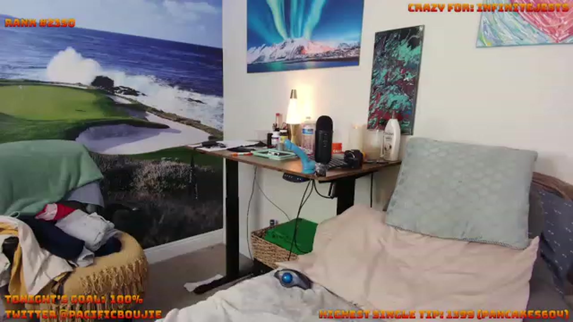 Gallery image thumbnail from PacificBoujie's myfreecams stream on, 11/25/2022, 20:04 image 6 of 20