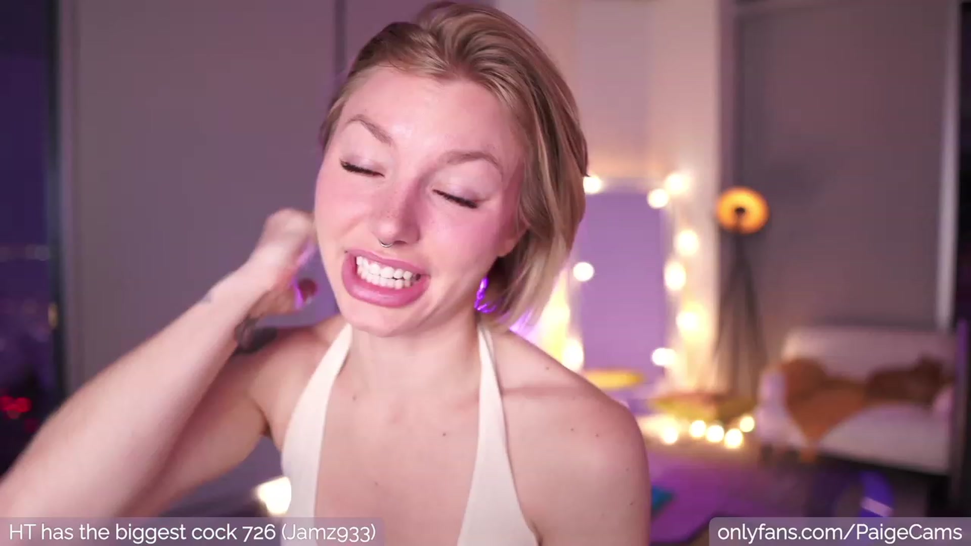 Gallery image thumbnail from Paige's myfreecams stream on, 11/20/2022, 03:57 image 5 of 20