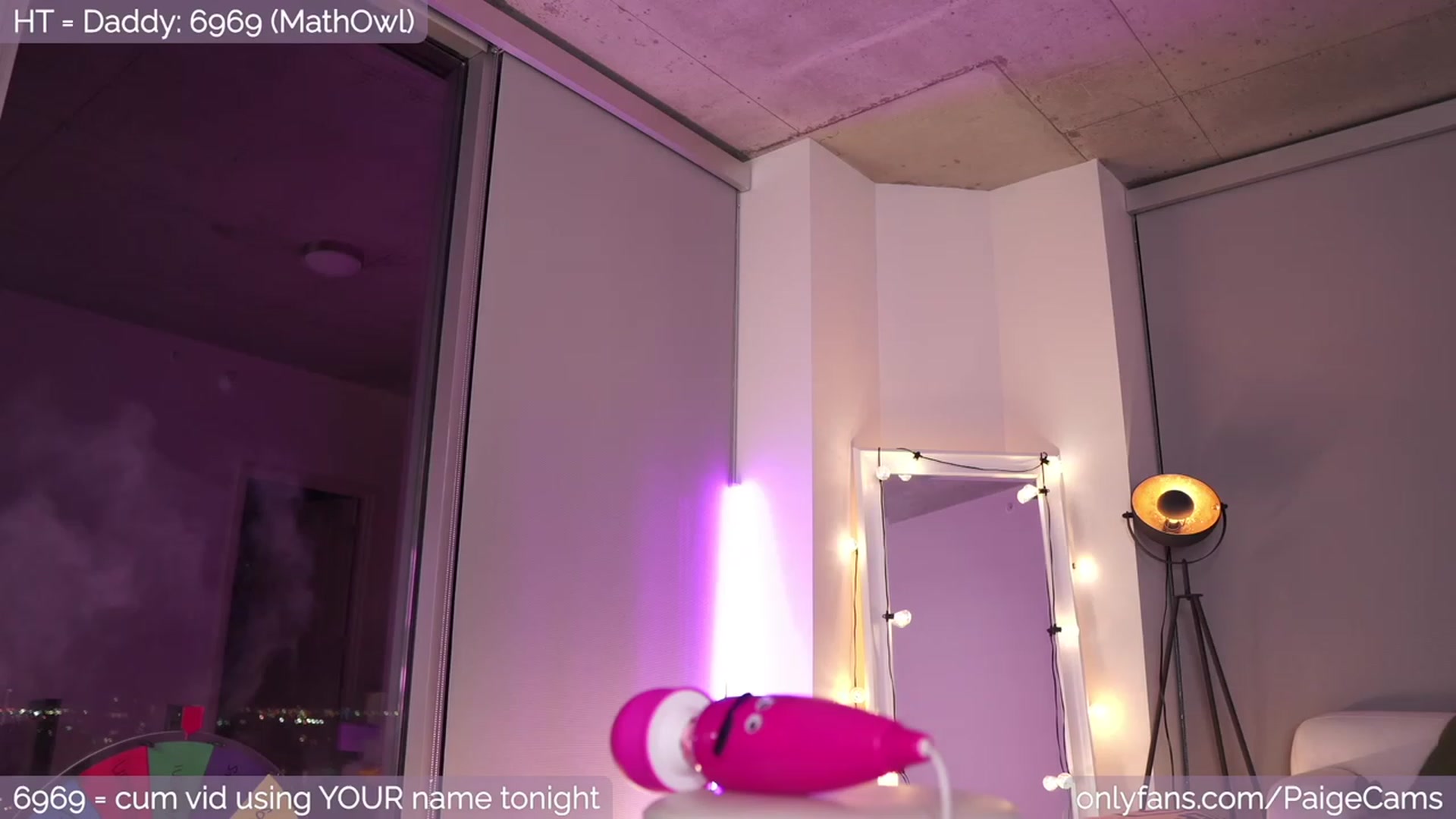 Gallery image thumbnail from Paige's myfreecams stream on, 11/28/2022, 03:08 image 9 of 20