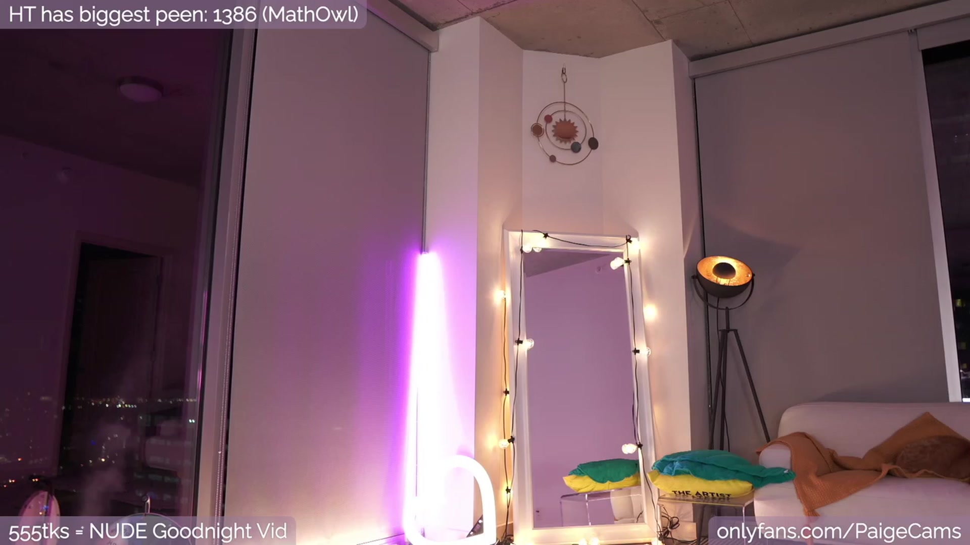 Gallery image thumbnail from Paige's myfreecams stream on, 12/06/2022, 04:47 image 16 of 20