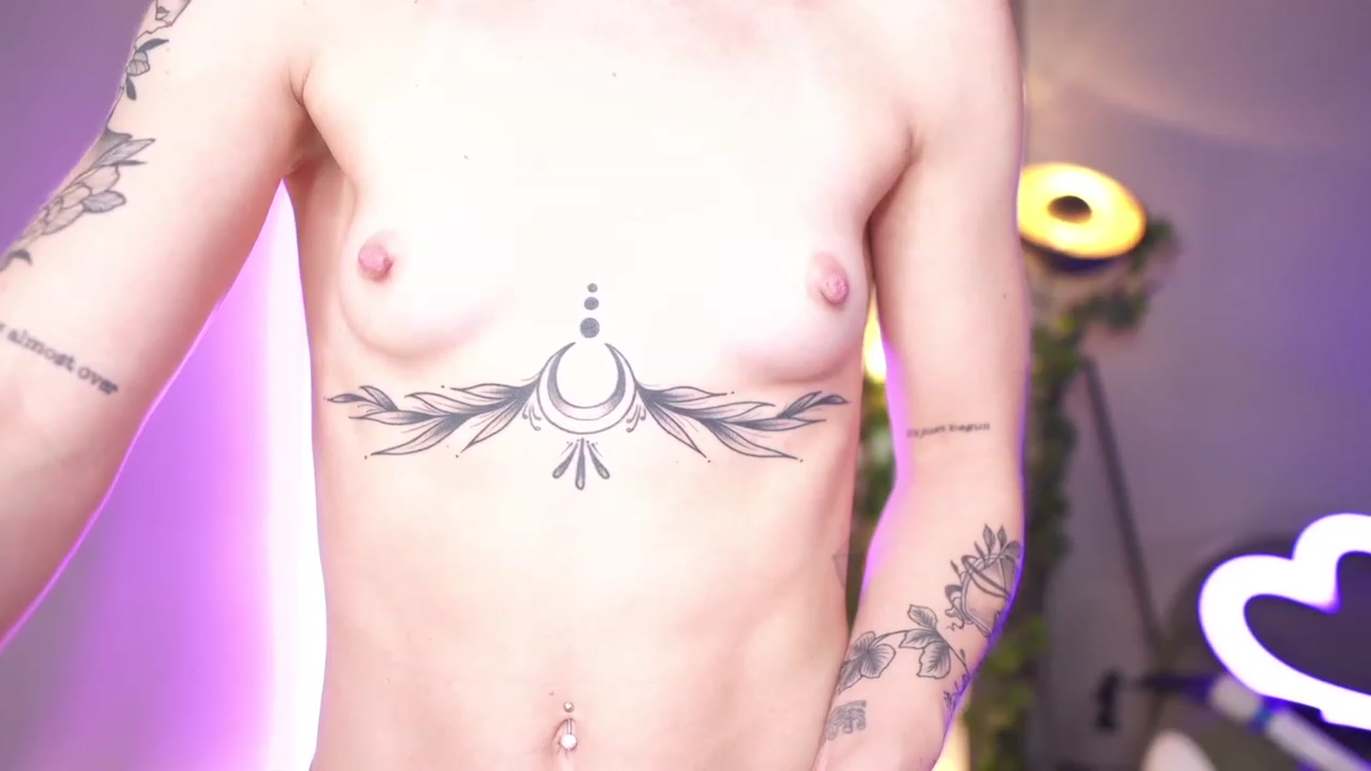 Gallery image thumbnail from Paige's myfreecams stream on, 02/05/2023, 07:40 image 14 of 20
