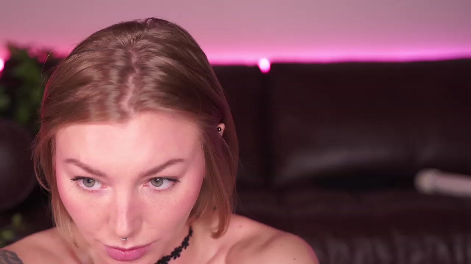 Gallery image thumbnail from Paige's myfreecams stream on, 05/20/2023, 03:45 image 1 of 20