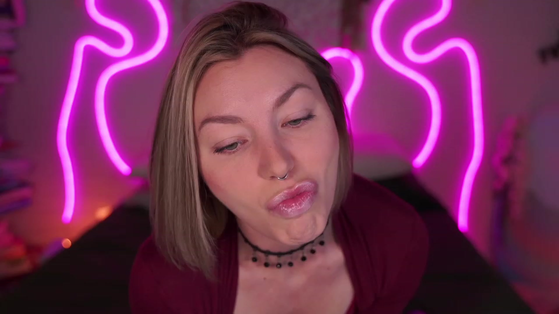 Gallery image thumbnail from Paige's myfreecams stream on, 06/25/2023, 04:30 image 2 of 20