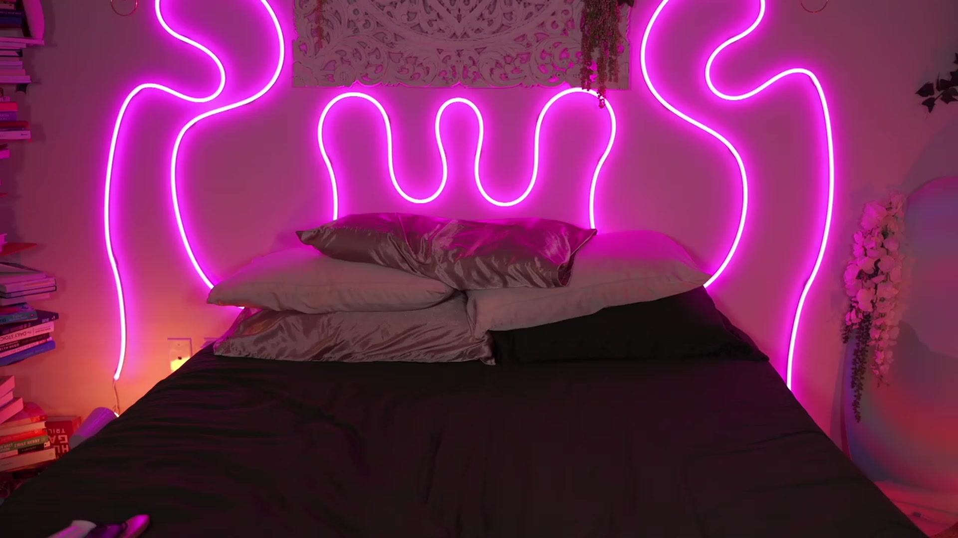 Gallery image thumbnail from Paige's myfreecams stream on, 06/25/2023, 04:30 image 14 of 20