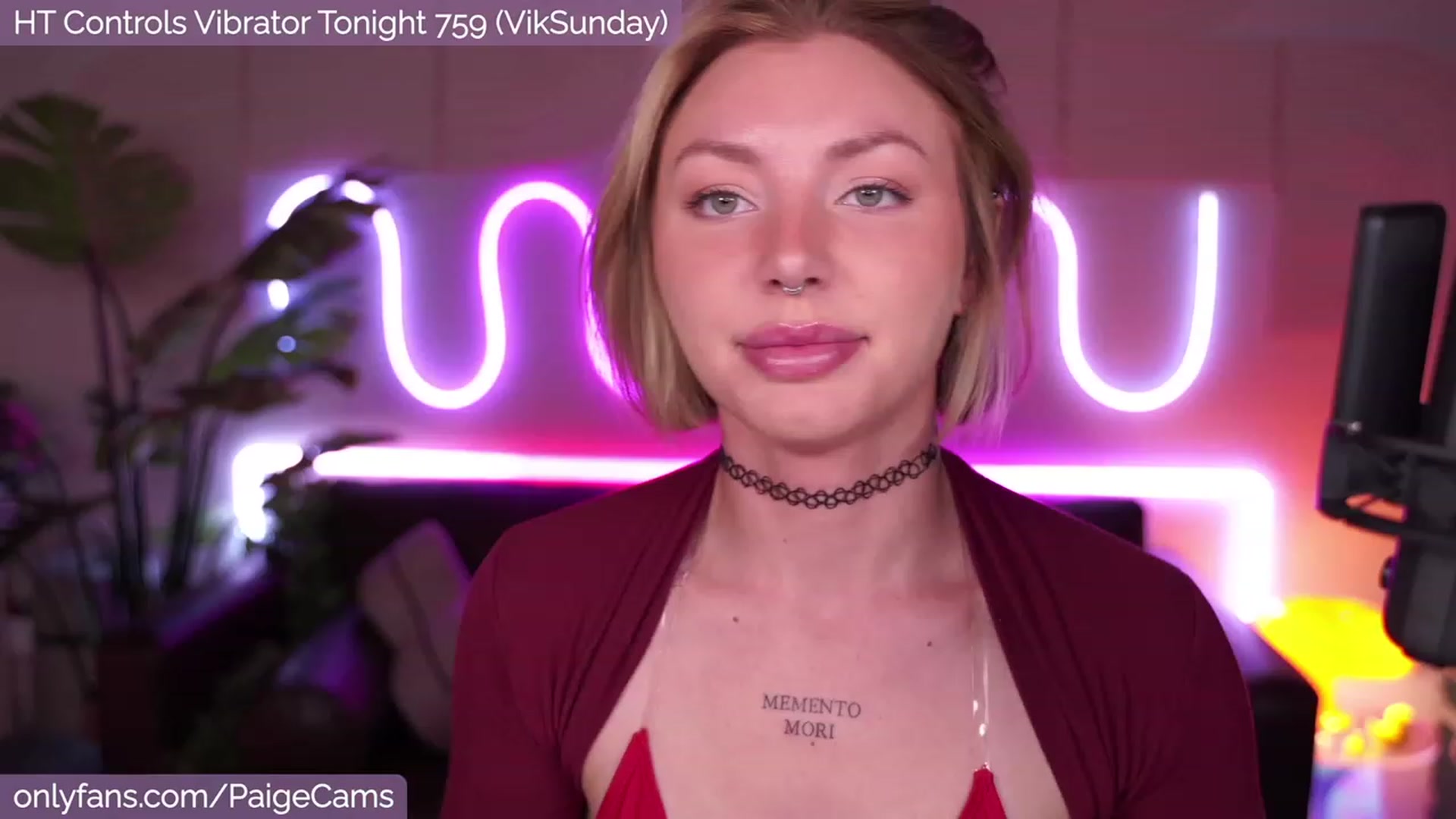 Gallery image thumbnail from Paige's myfreecams stream on, 08/19/2023, 03:38 image 17 of 20