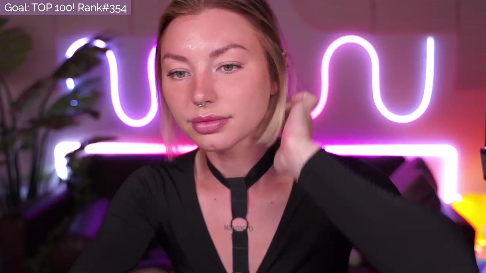 Gallery image thumbnail from Paige's myfreecams stream on, 08/22/2023, 03:46 image 14 of 20