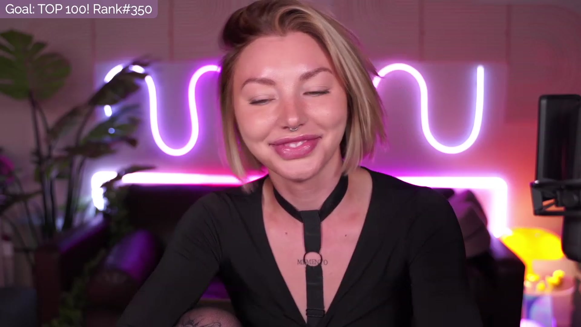 Gallery image thumbnail from Paige's myfreecams stream on, 08/22/2023, 03:46 image 20 of 20