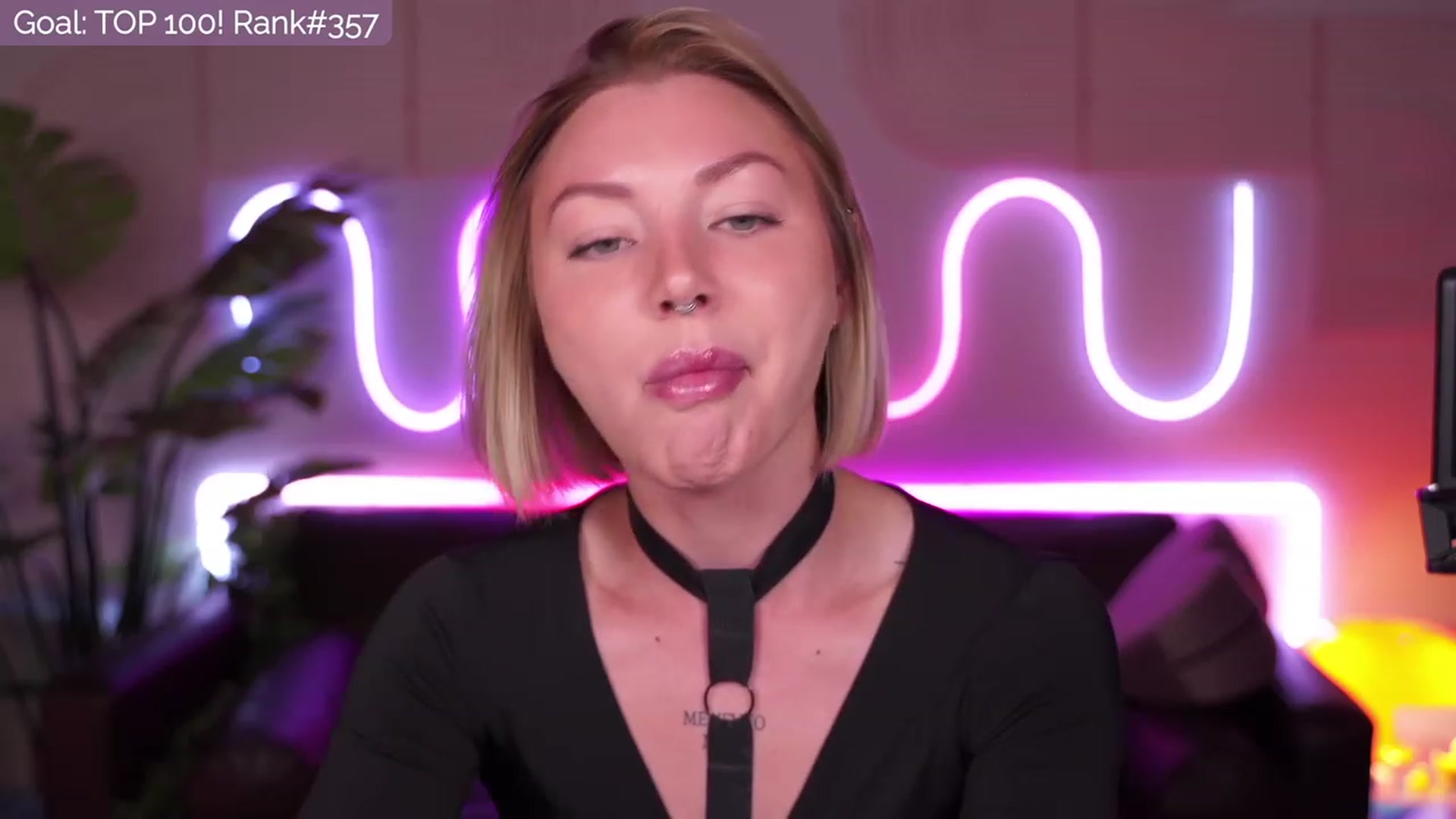 Gallery image thumbnail from Paige's myfreecams stream on, 08/22/2023, 03:46 image 9 of 20