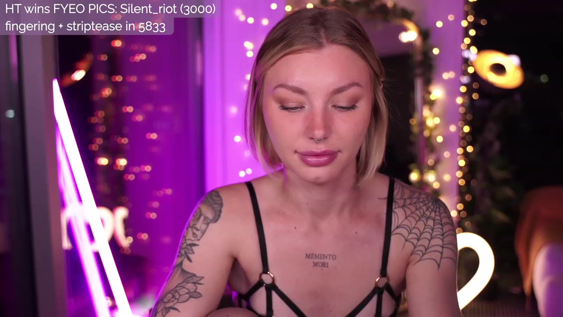 Gallery image thumbnail from Paige's myfreecams stream on, 09/30/2023, 03:37 image 15 of 20