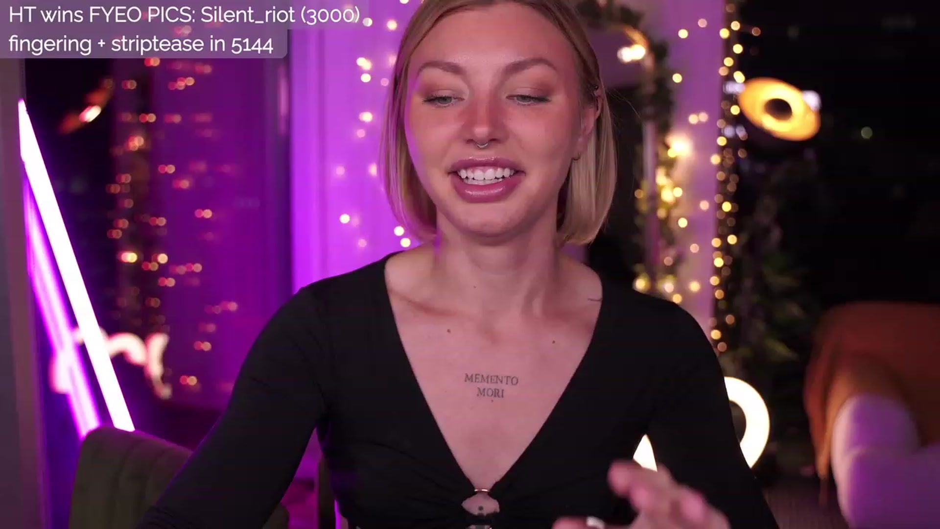 Gallery image thumbnail from Paige's myfreecams stream on, 09/30/2023, 05:25 image 1 of 20