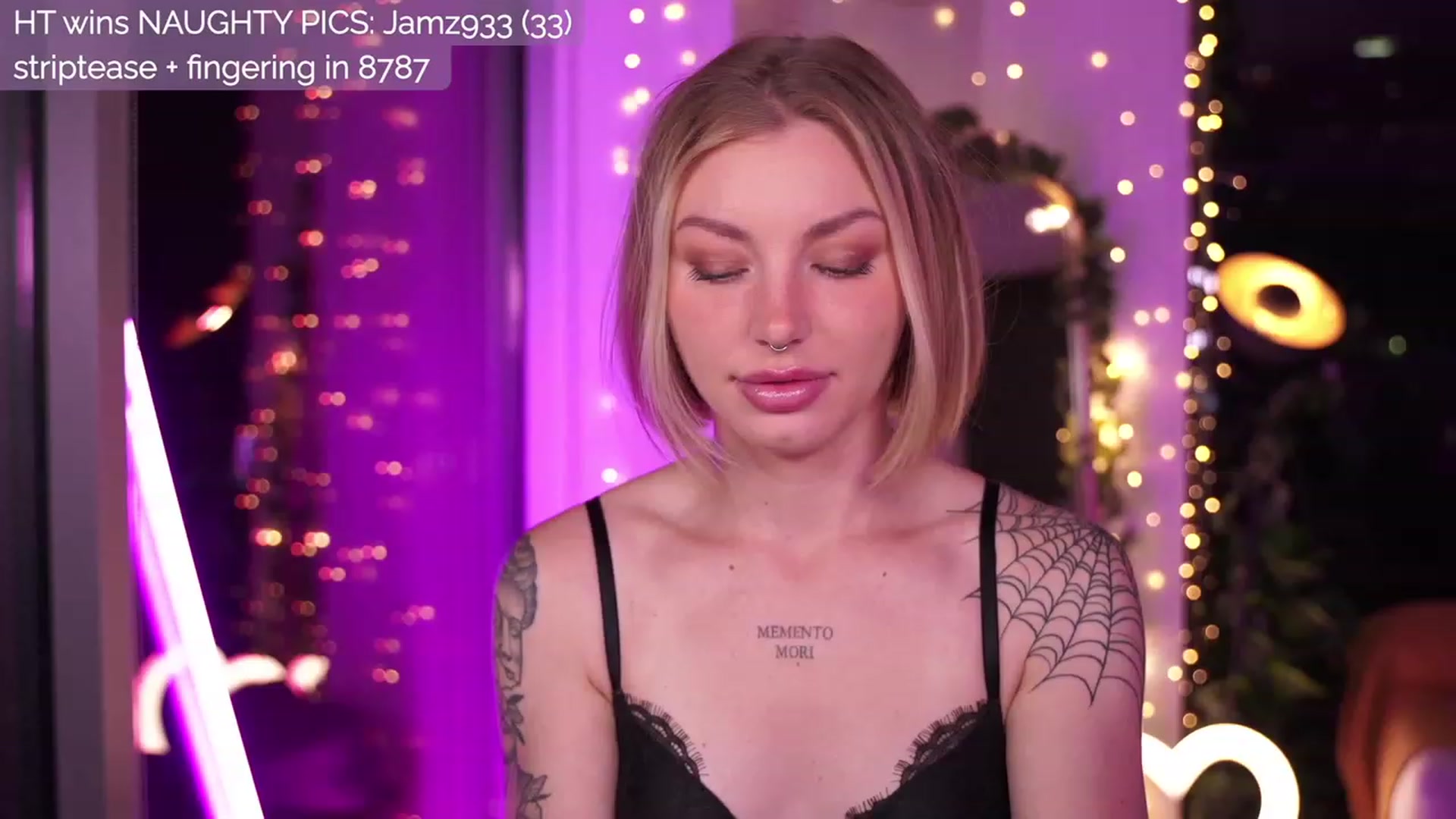 Gallery image thumbnail from Paige's myfreecams stream on, 10/01/2023, 03:14 image 8 of 20