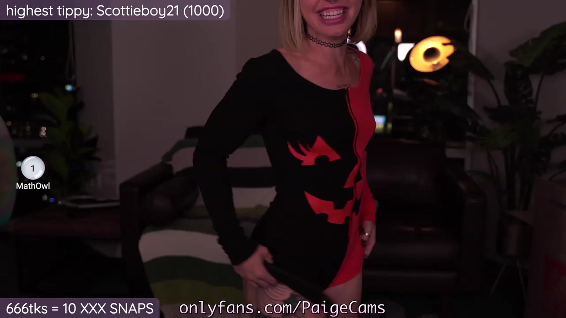 Gallery image thumbnail from Paige's myfreecams stream on, 10/28/2023, 03:09 image 7 of 20