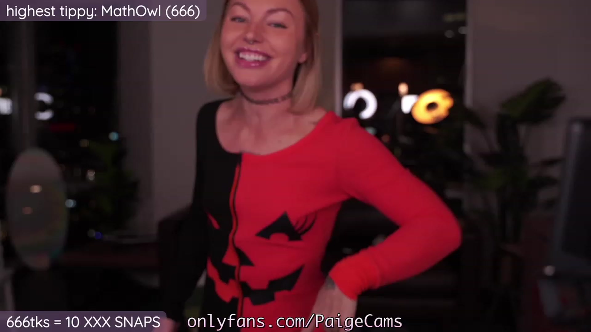 Gallery image thumbnail from Paige's myfreecams stream on, 10/28/2023, 03:09 image 1 of 20