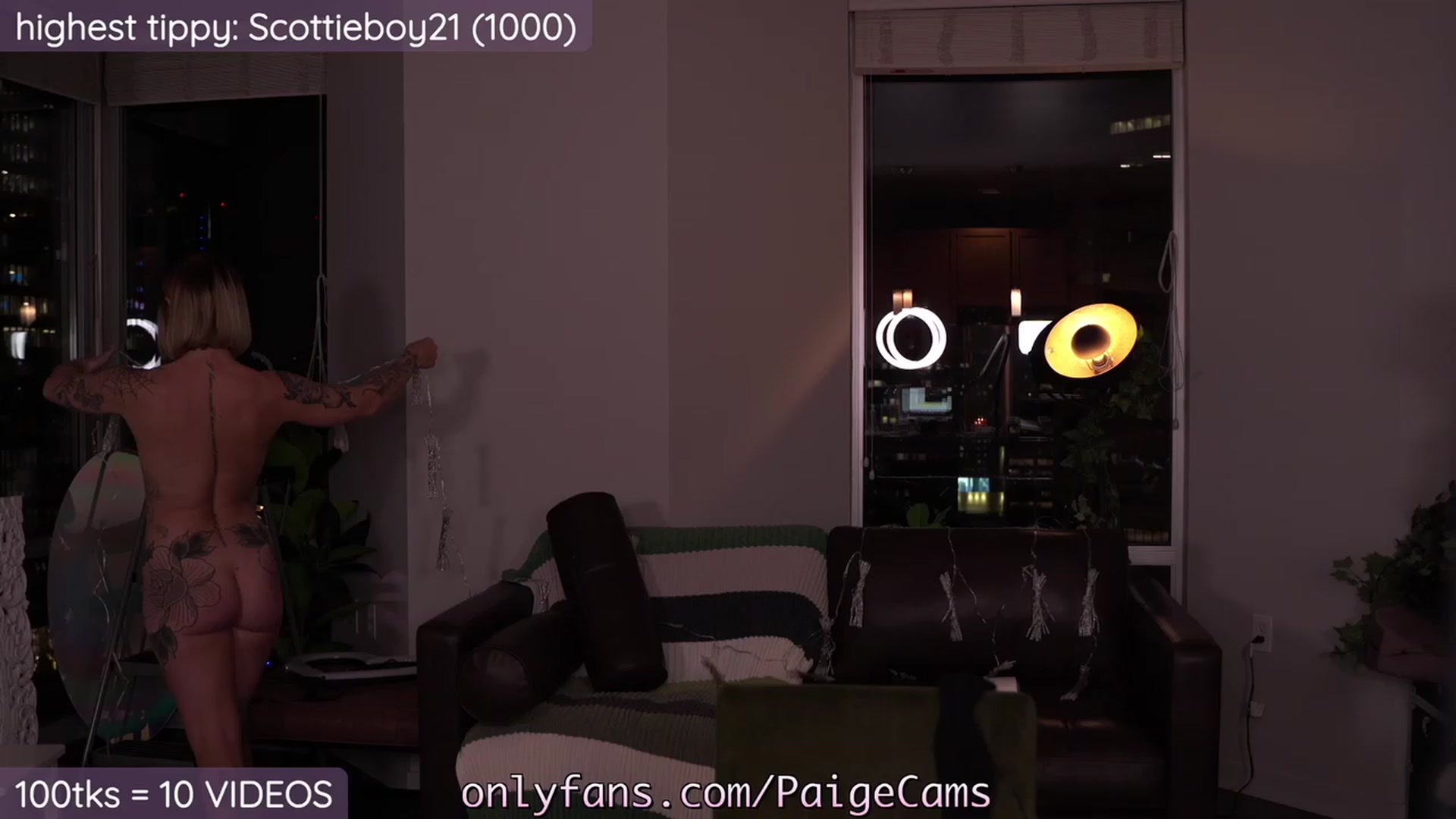 Gallery image thumbnail from Paige's myfreecams stream on, 10/28/2023, 04:57 image 12 of 20