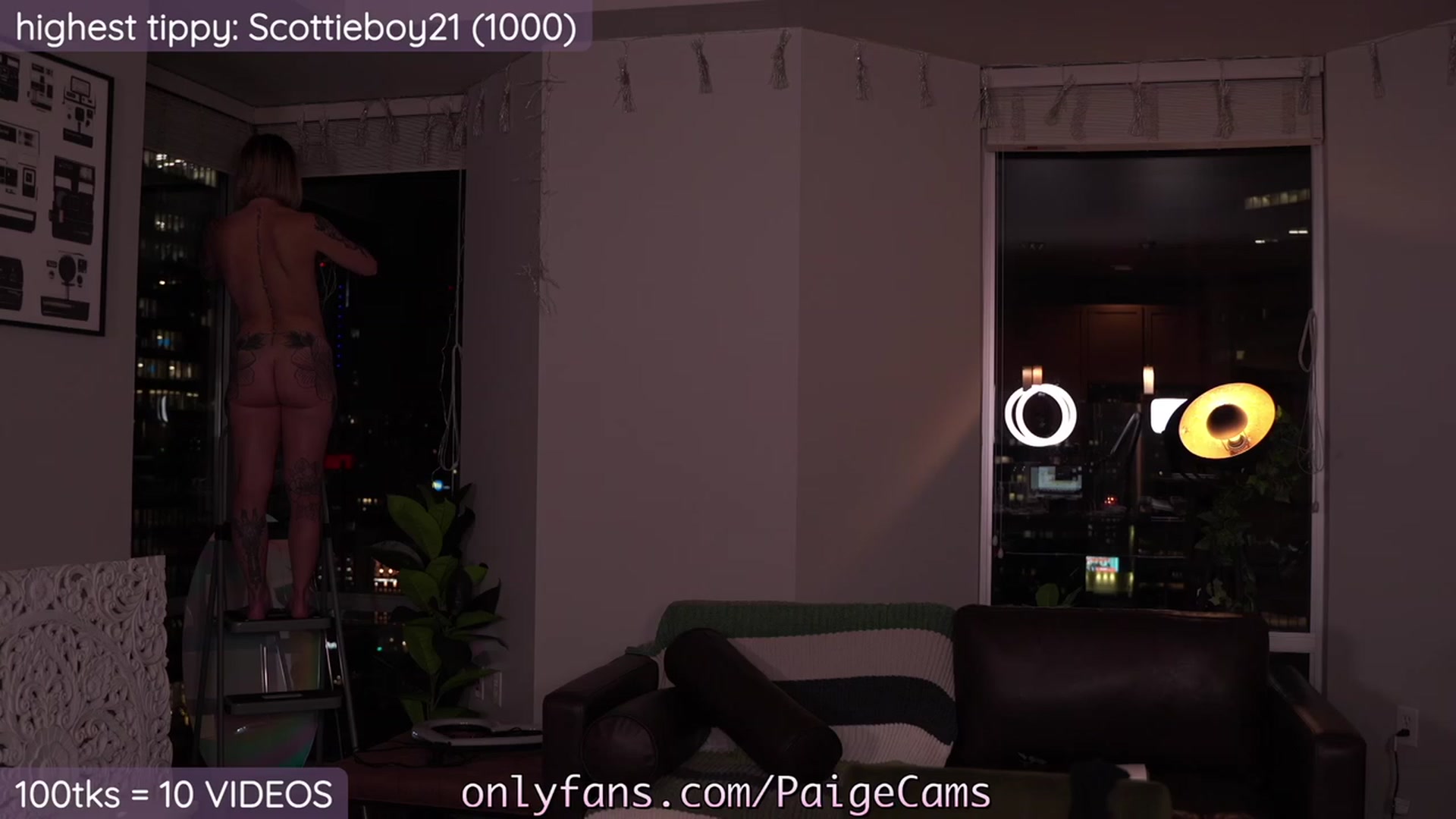 Gallery image thumbnail from Paige's myfreecams stream on, 10/28/2023, 06:04 image 6 of 20