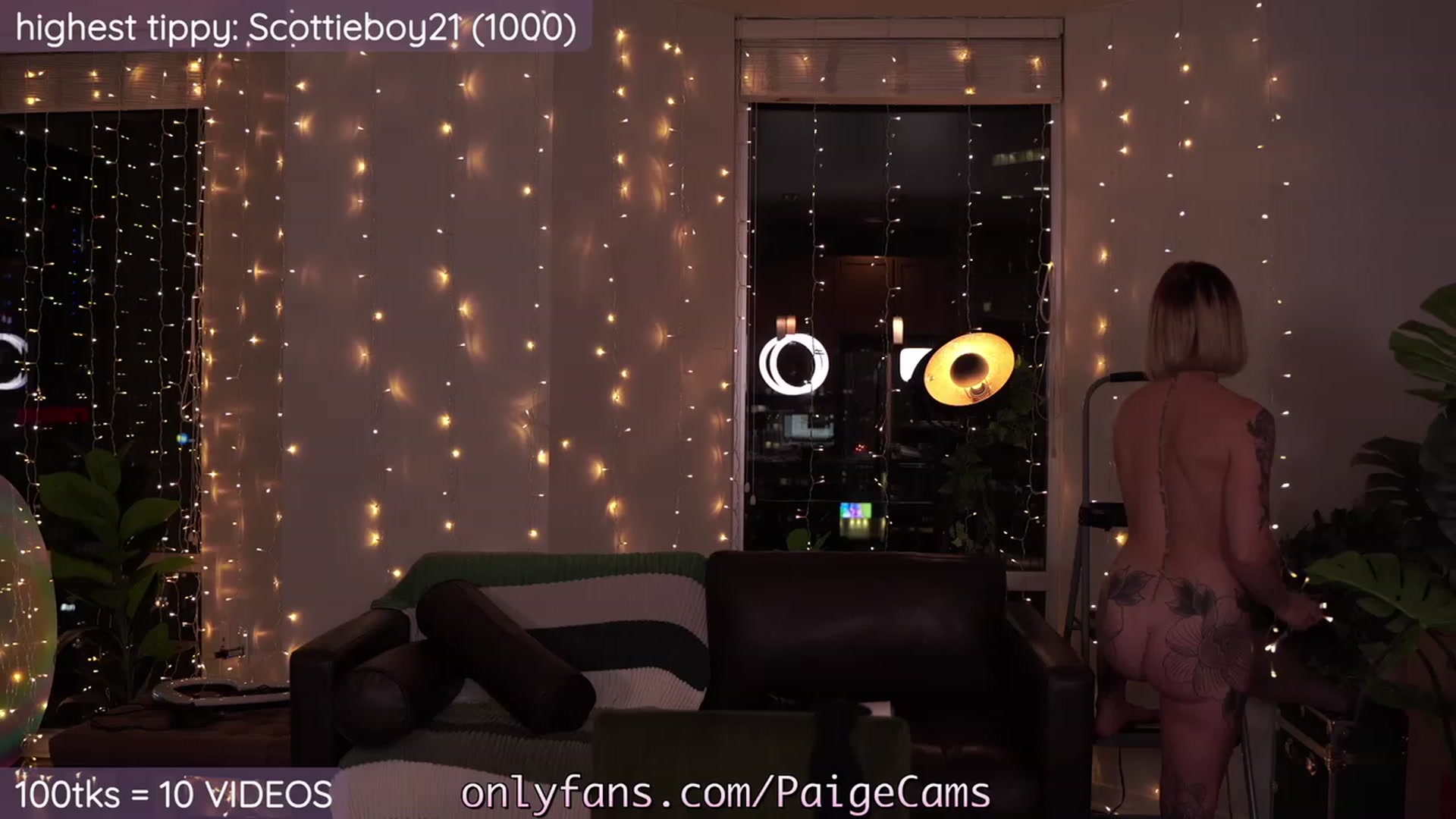 Gallery image thumbnail from Paige's myfreecams stream on, 10/28/2023, 06:04 image 13 of 20