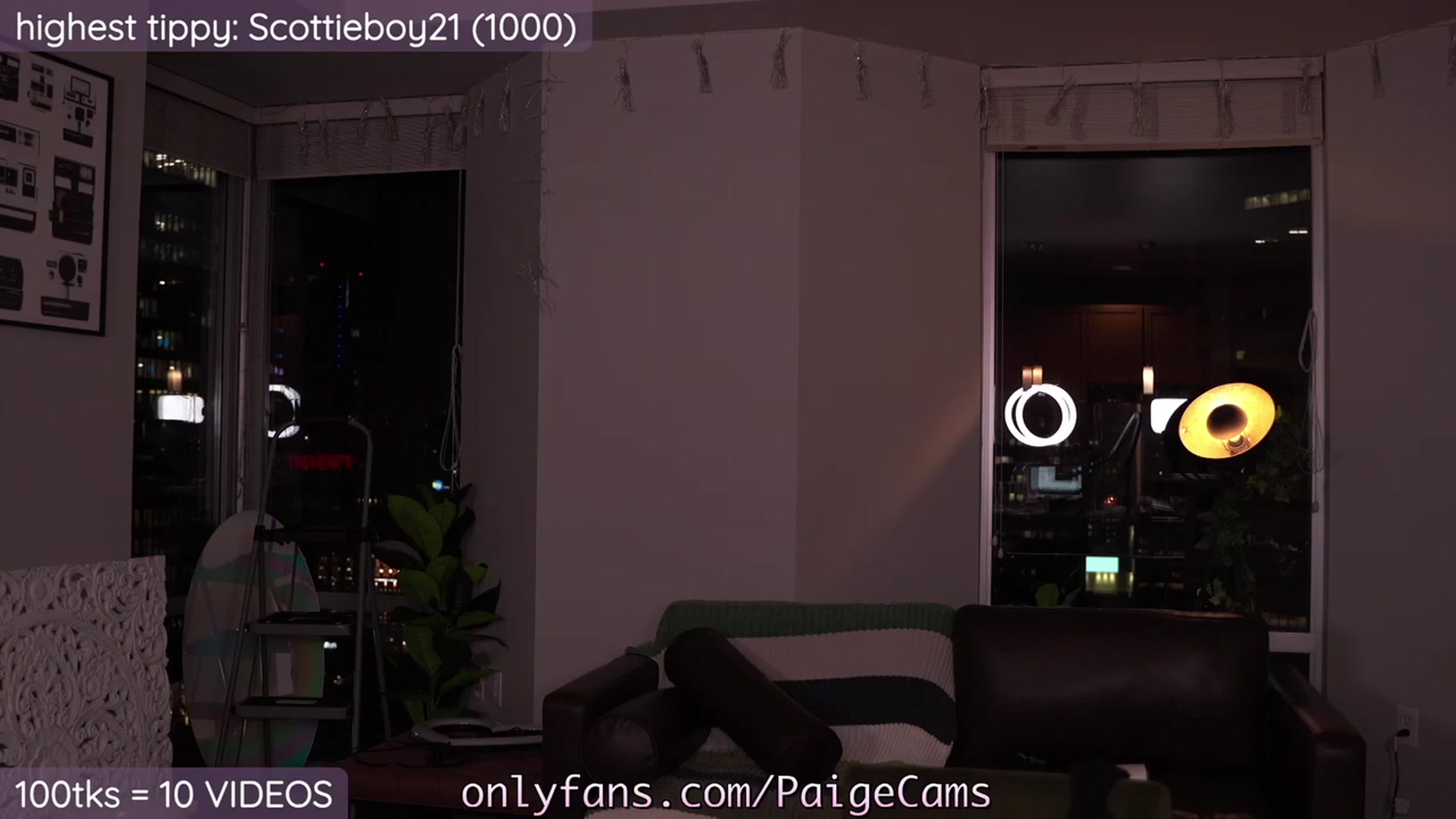 Gallery image thumbnail from Paige's myfreecams stream on, 10/28/2023, 06:04 image 5 of 20