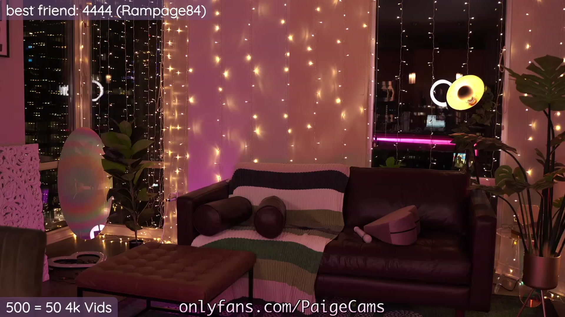 Gallery image thumbnail from Paige's myfreecams stream on, 11/05/2023, 05:03 image 2 of 20