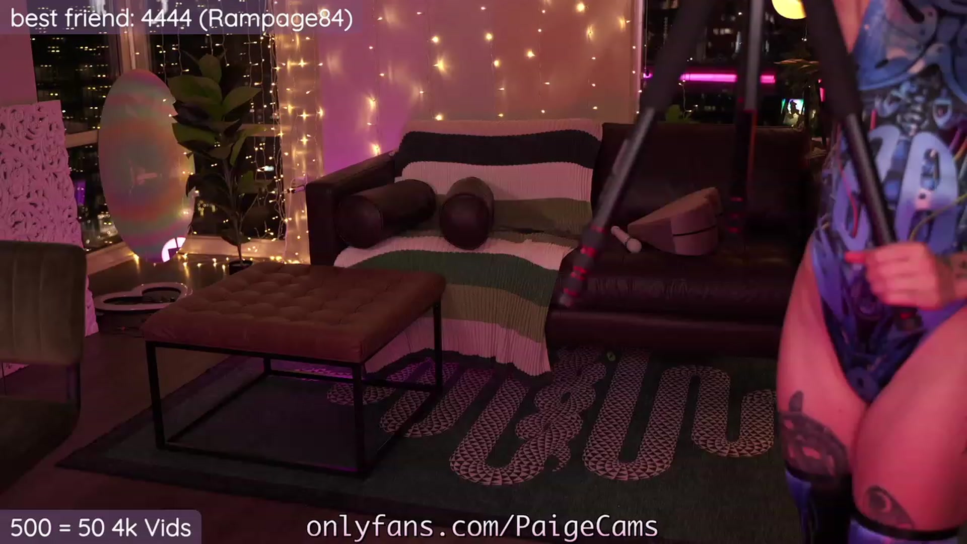 Gallery image thumbnail from Paige's myfreecams stream on, 11/05/2023, 05:03 image 4 of 20