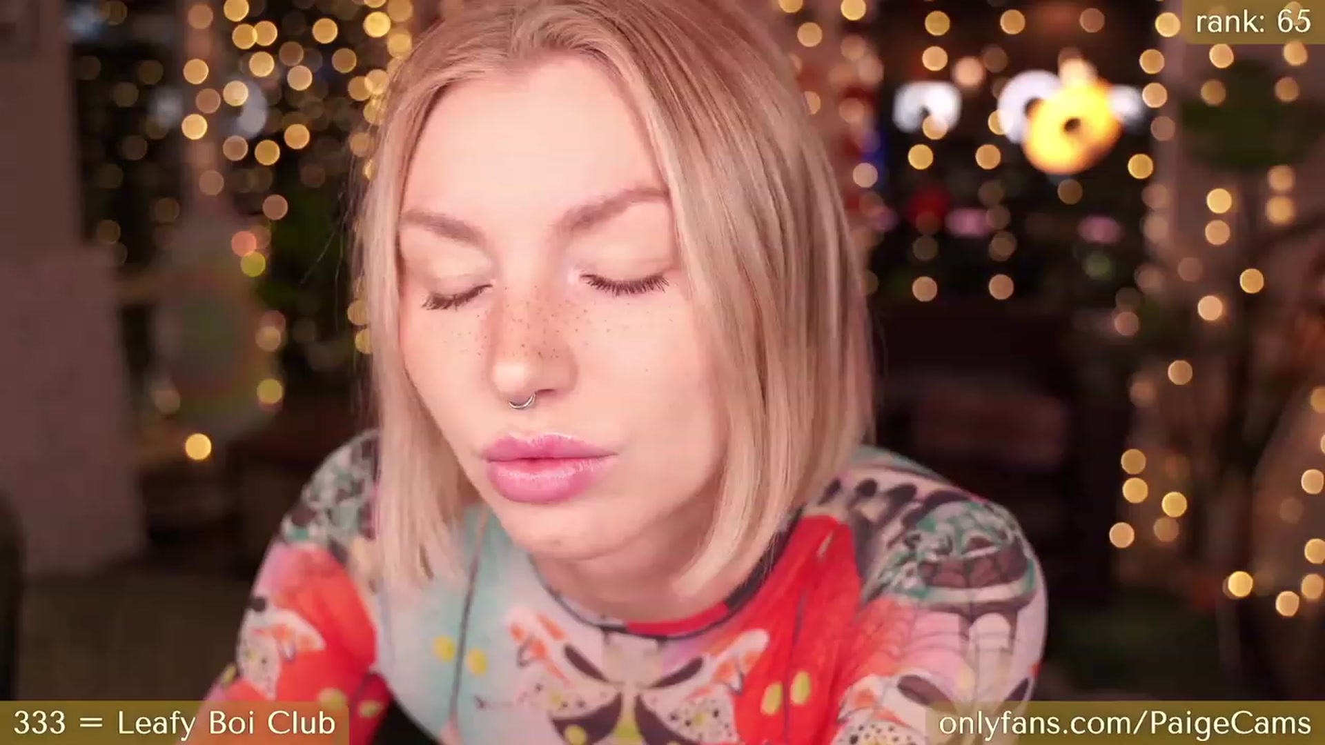 Gallery image thumbnail from Paige's myfreecams stream on, 11/17/2023, 04:48 image 6 of 20