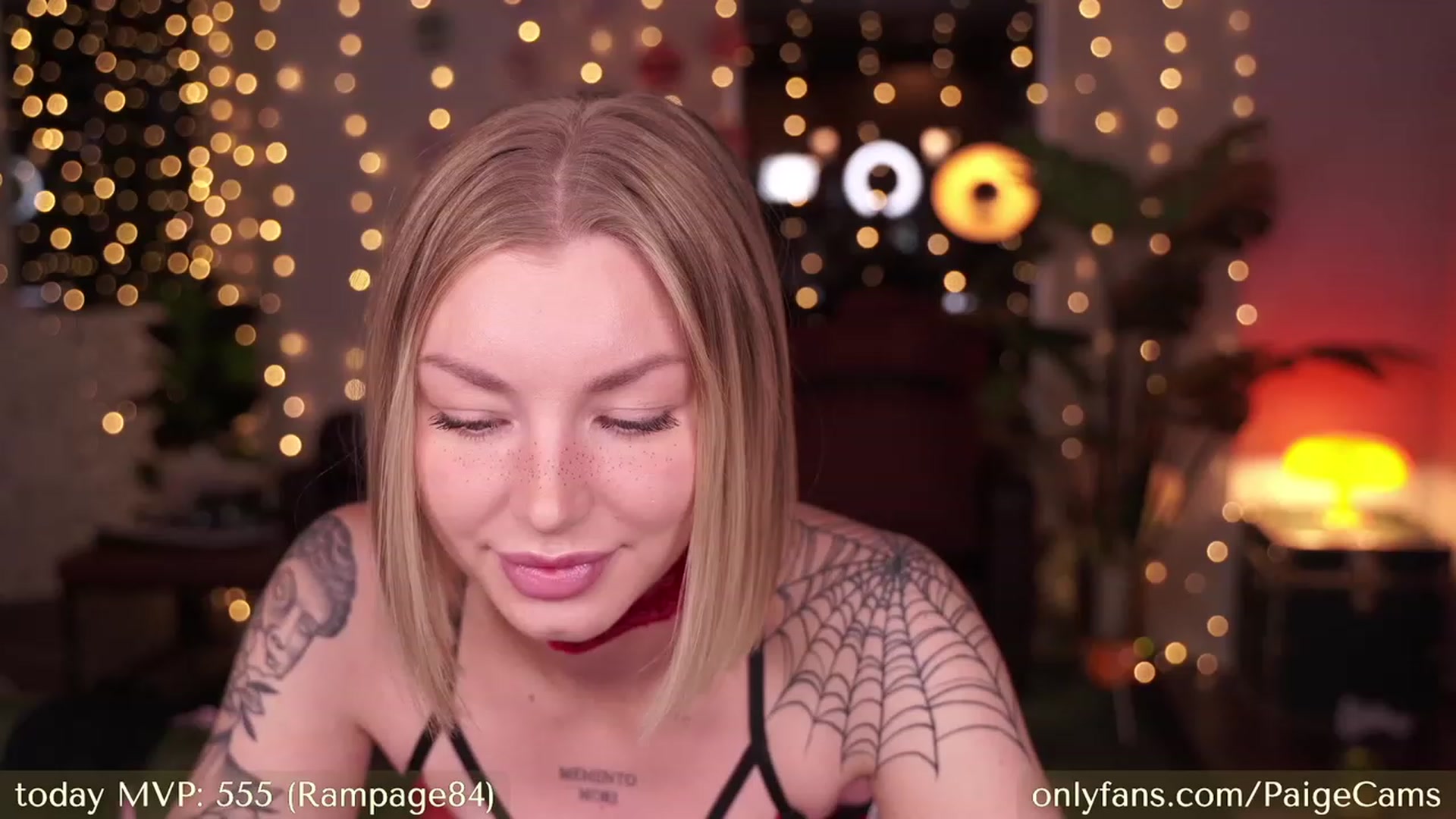 Gallery image thumbnail from Paige's myfreecams stream on, 12/31/2023, 03:59 image 2 of 20