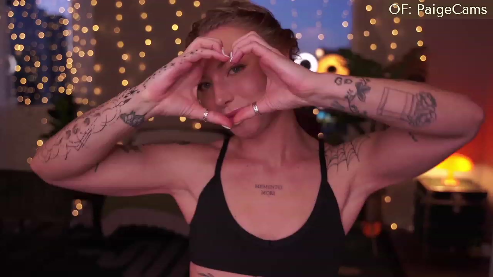 Gallery image thumbnail from Paige's myfreecams stream on, 01/09/2024, 24:31 image 16 of 20