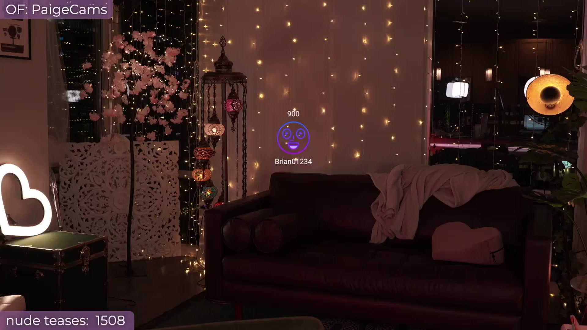Gallery image thumbnail from Paige's myfreecams stream on, 03/31/2024, 04:49 image 4 of 20
