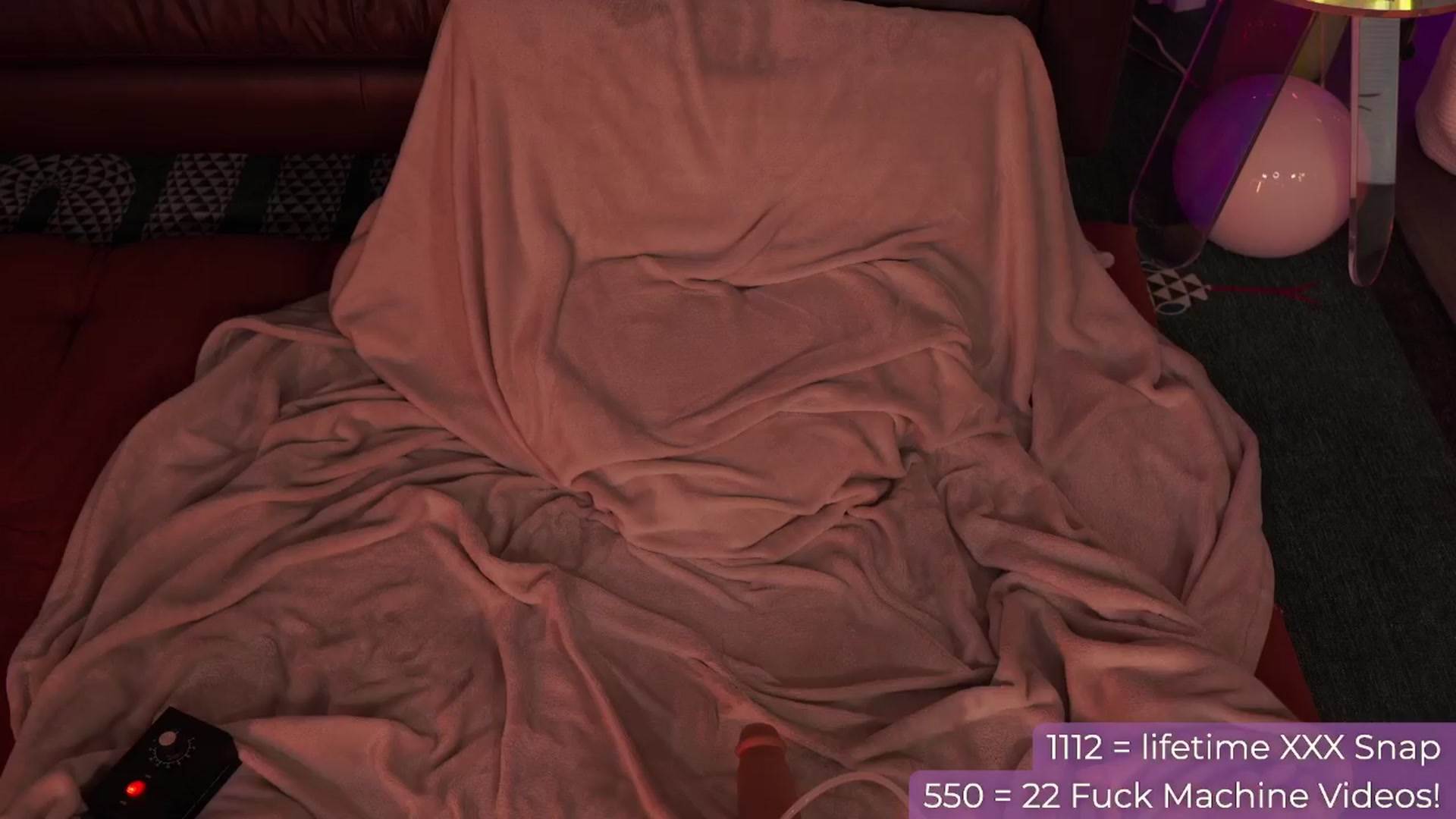 Gallery image thumbnail from Paige's myfreecams stream on, 04/15/2024, 04:03 image 19 of 20