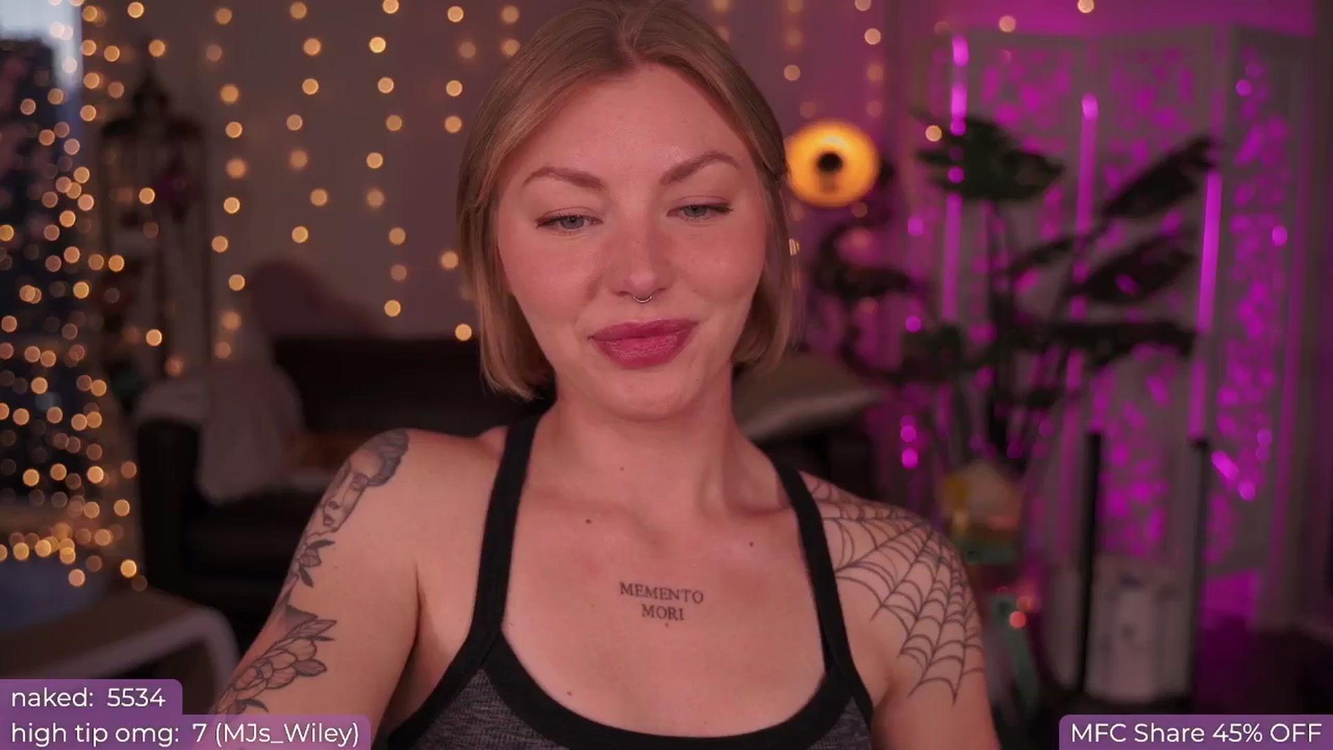 Gallery image thumbnail from Paige's myfreecams stream on, 05/25/2024, 04:33 image 1 of 20