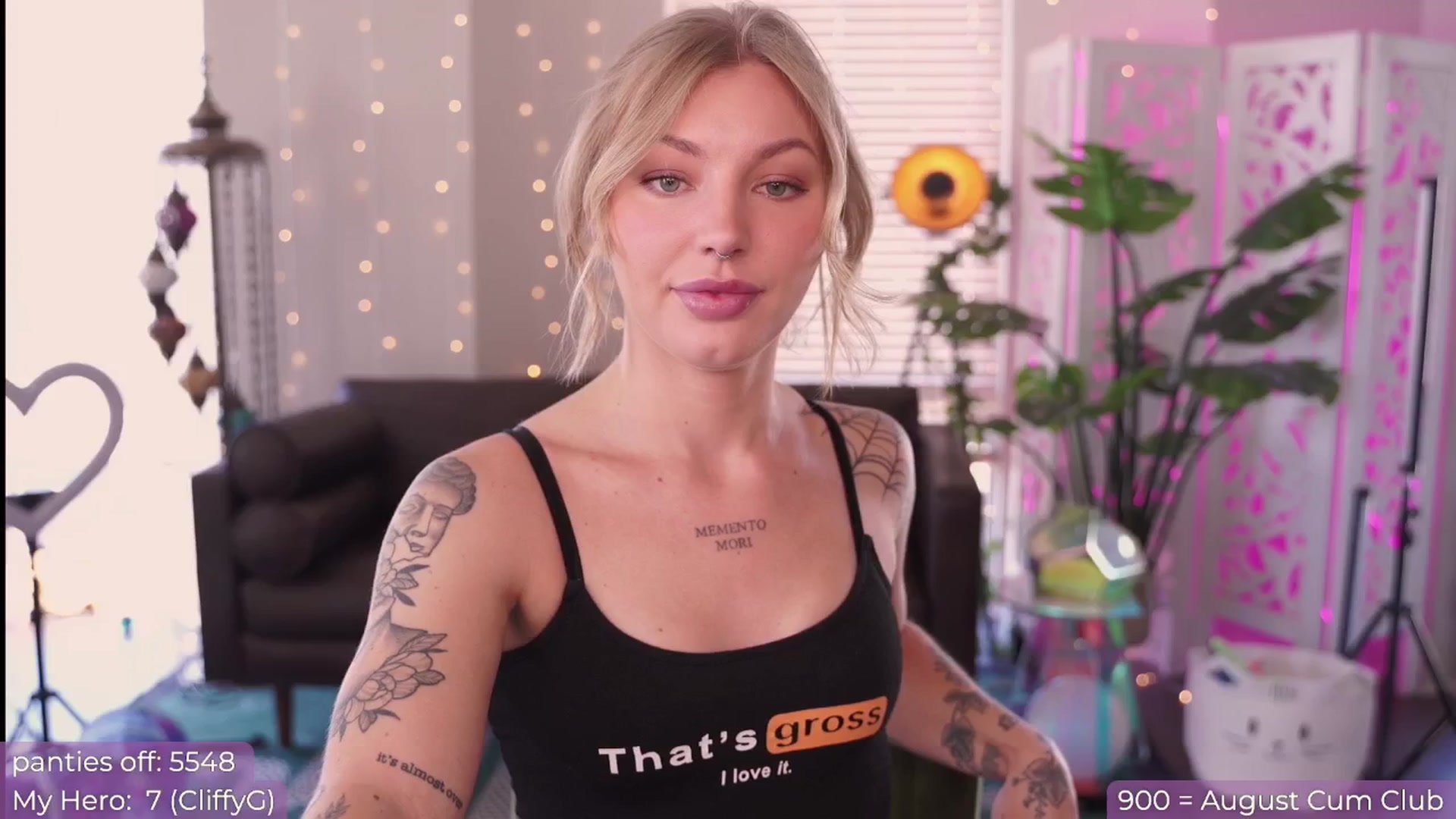 Gallery image thumbnail from Paige's myfreecams stream on, 08/16/2024, 20:06 image 11 of 20
