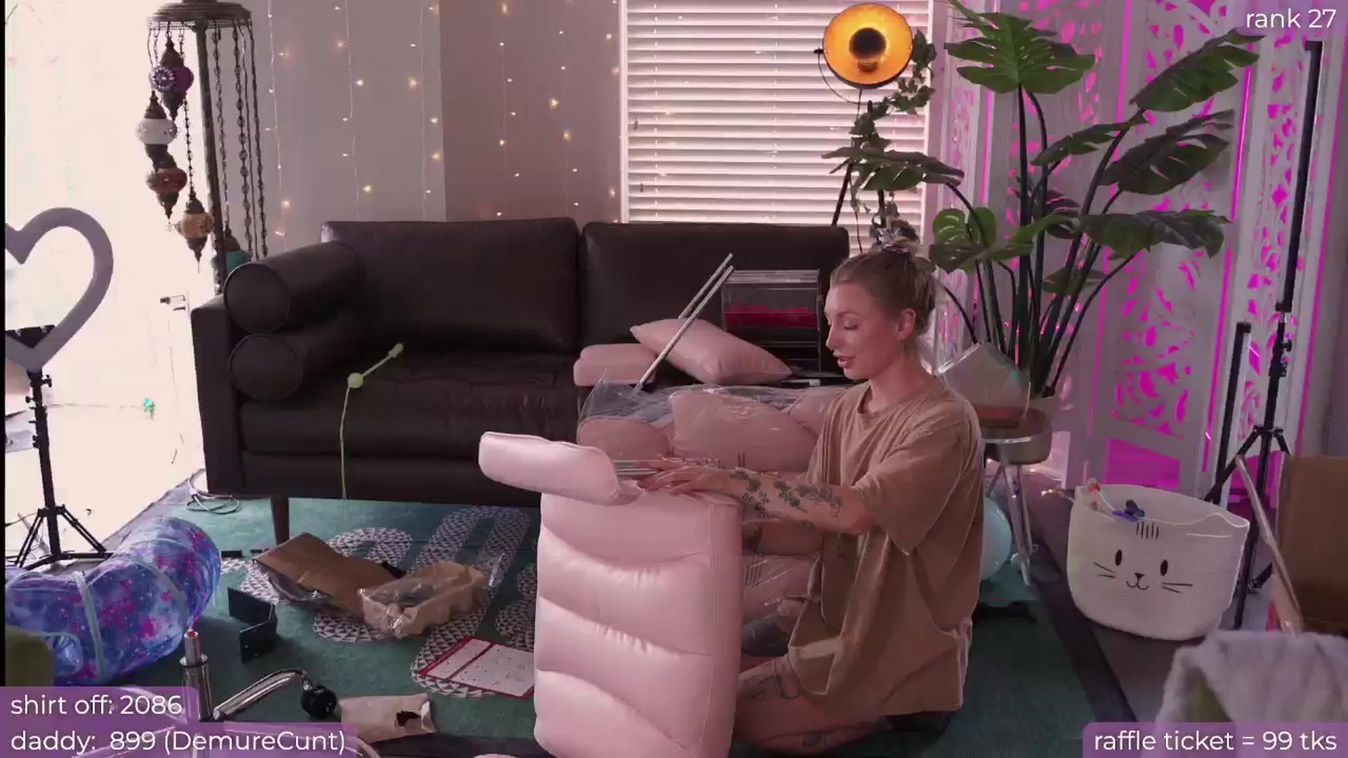 Gallery image thumbnail from Paige's myfreecams stream on, 08/18/2024, 23:43 image 7 of 20